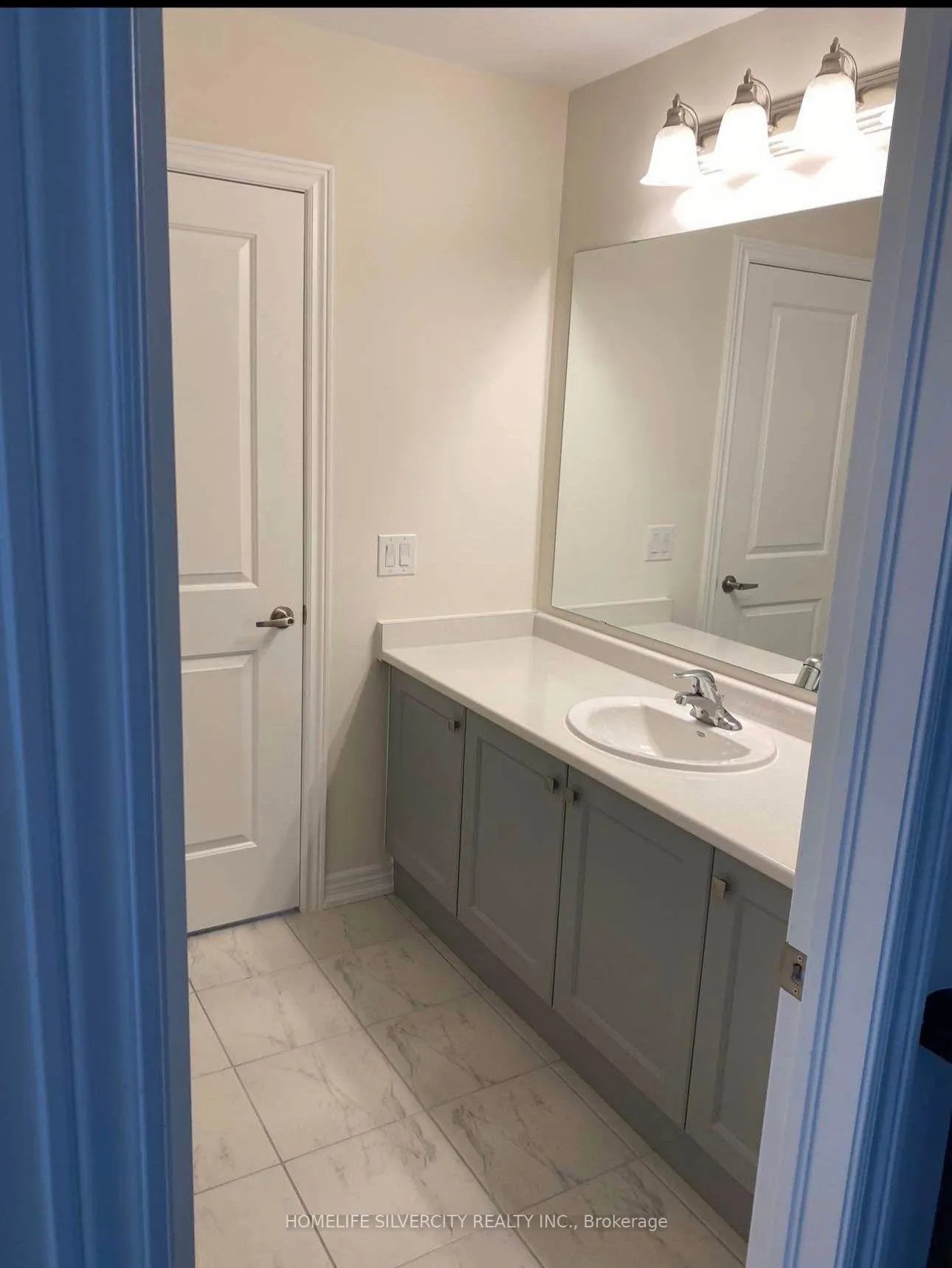 Photo 8 of 544 Beckview Crescent N, Kitchener — HOMEH