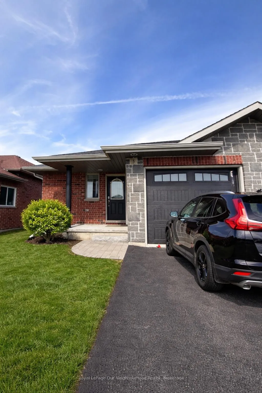 Photo 1 of 5 Mcintosh Crescent W, Quinte West, Murray Ward — HOMEH
