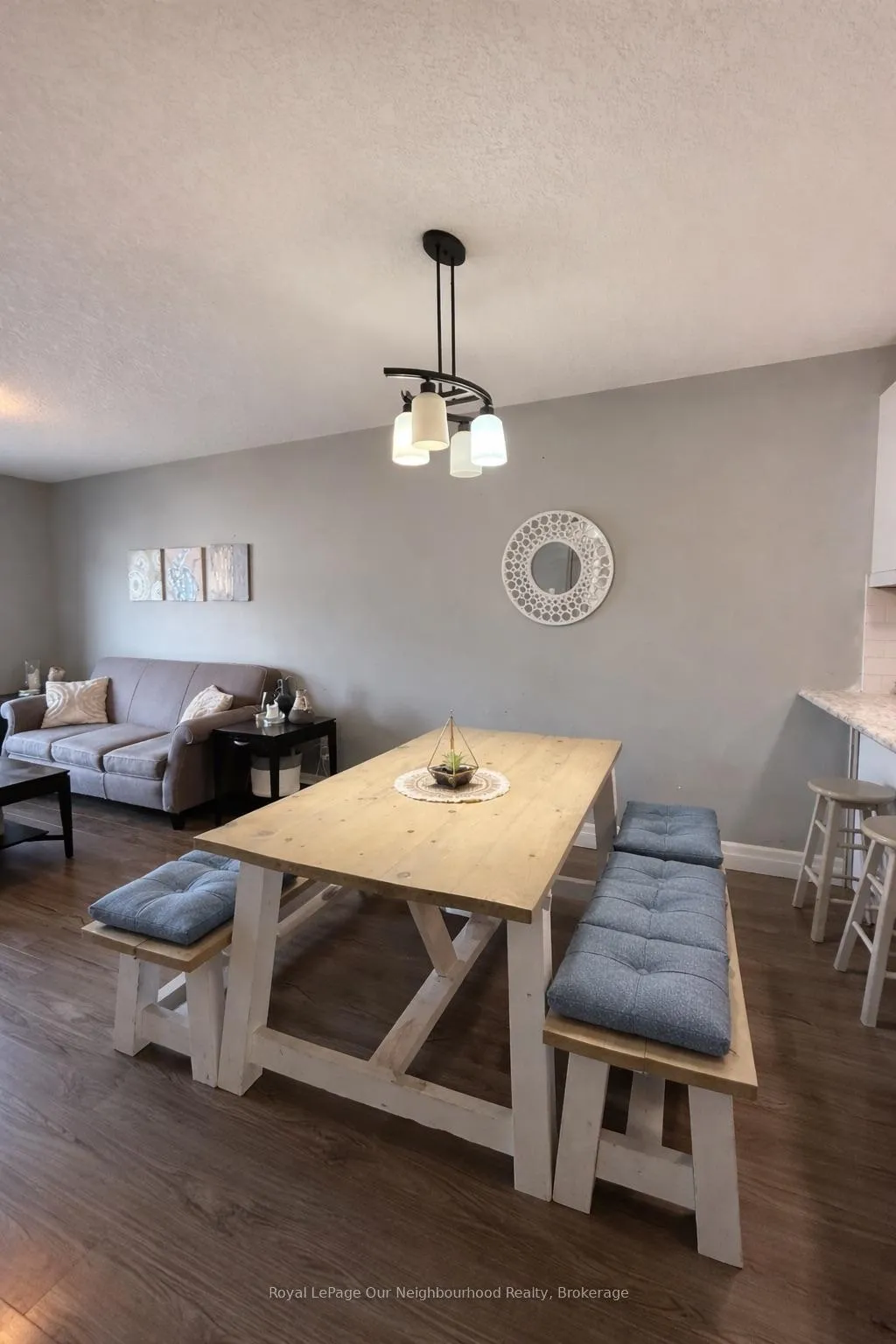 Photo 11 of 5 Mcintosh Crescent W, Quinte West, Murray Ward — HOMEH