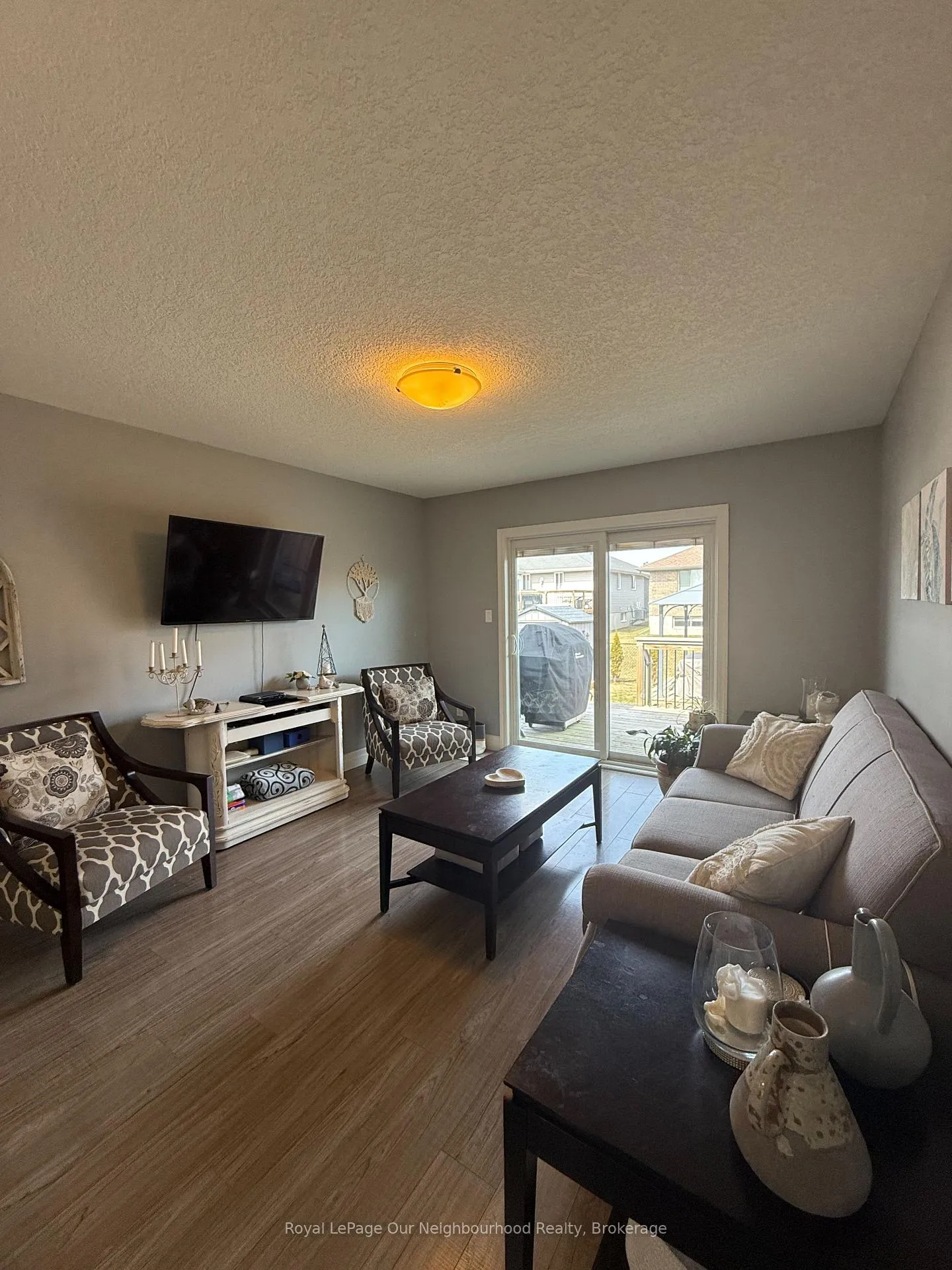 Photo 12 of 5 Mcintosh Crescent W, Quinte West, Murray Ward — HOMEH