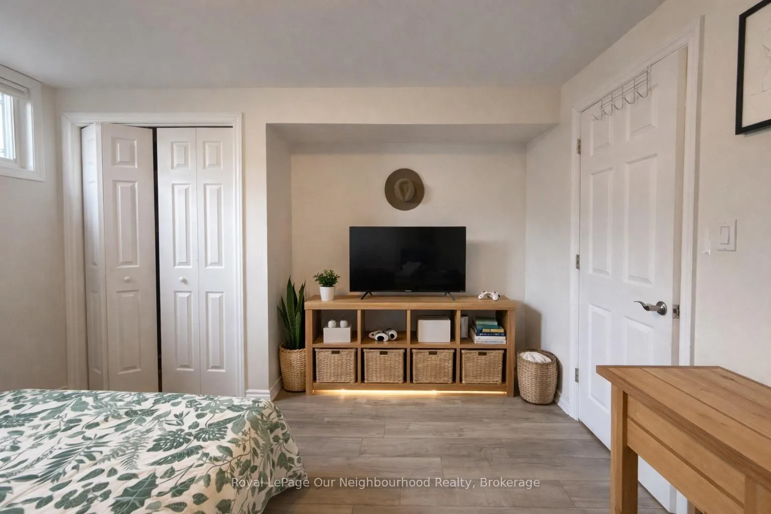 Photo 25 of 5 Mcintosh Crescent W, Quinte West, Murray Ward — HOMEH