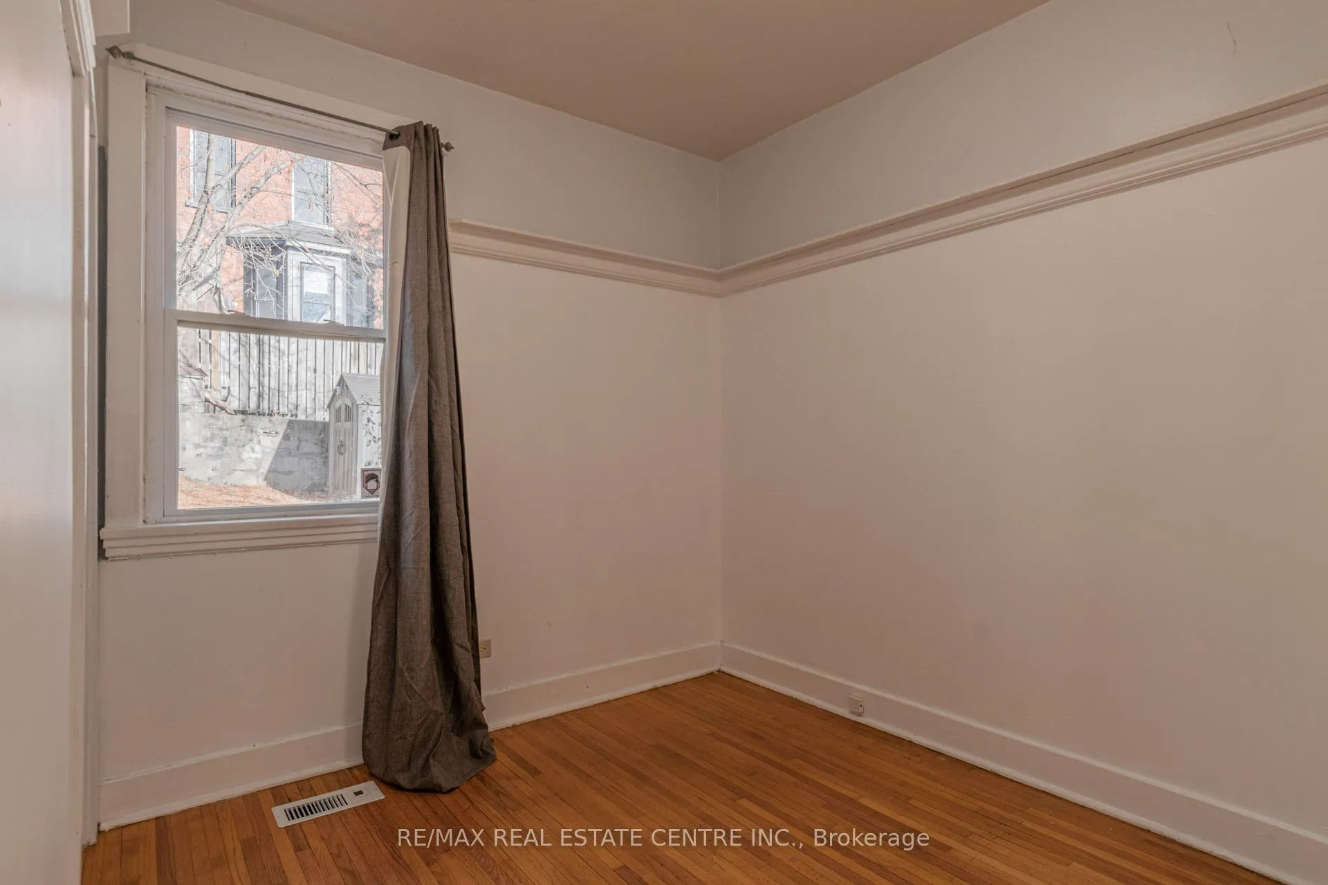 Photo 18 of Unit Main/Upper, 280 London Street, Peterborough, Town Ward 3 — HOMEH