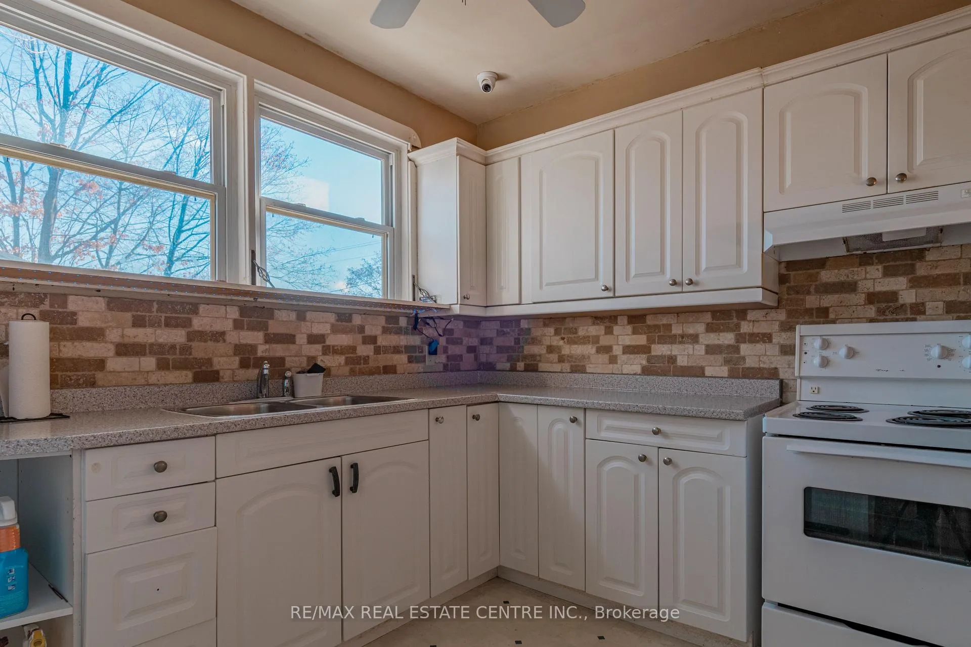 Photo 21 of Unit Main/Upper, 280 London Street, Peterborough, Town Ward 3 — HOMEH