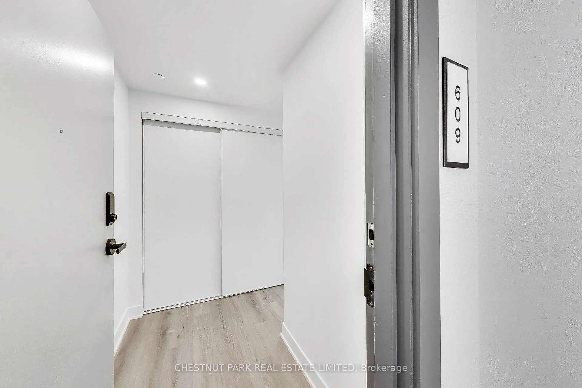 Photo 3 of Unit 609, 758 Dovercourt Road, Toronto, Dovercourt-Wallace Emerson-Junction — HOMEH