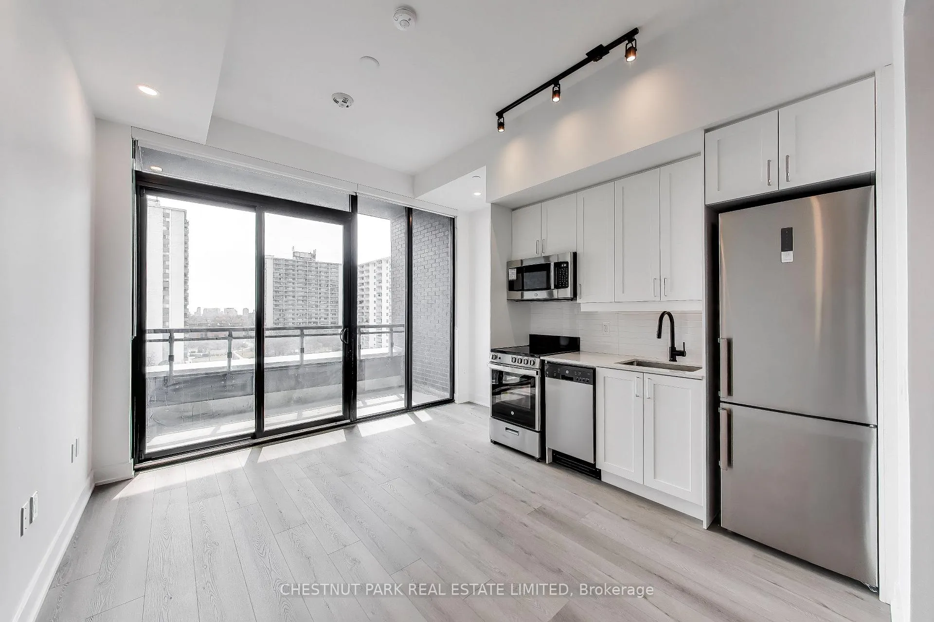 Photo 7 of Unit 609, 758 Dovercourt Road, Toronto, Dovercourt-Wallace Emerson-Junction — HOMEH
