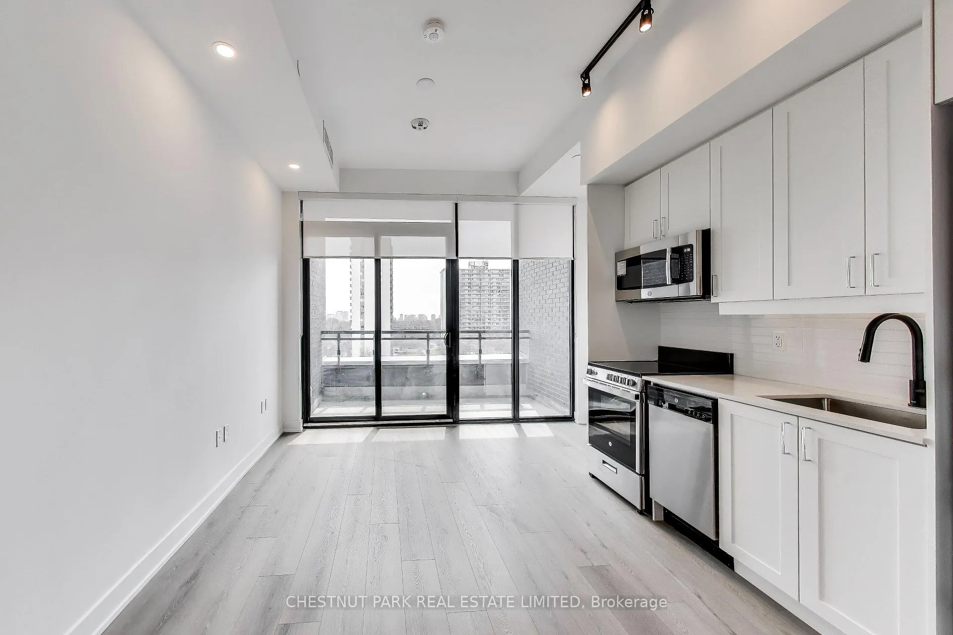 Photo 8 of Unit 609, 758 Dovercourt Road, Toronto, Dovercourt-Wallace Emerson-Junction — HOMEH