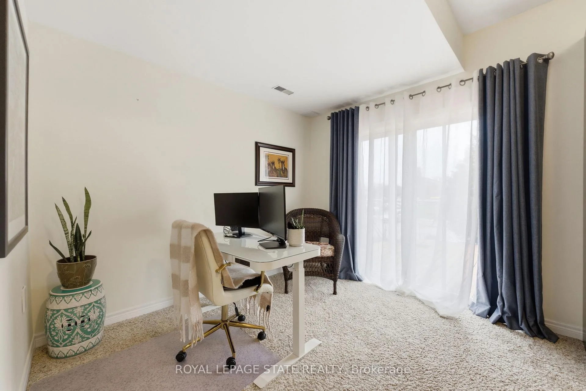 Photo 16 of 17 Hemlock Way, Grimsby, Grimsby West — HOMEH