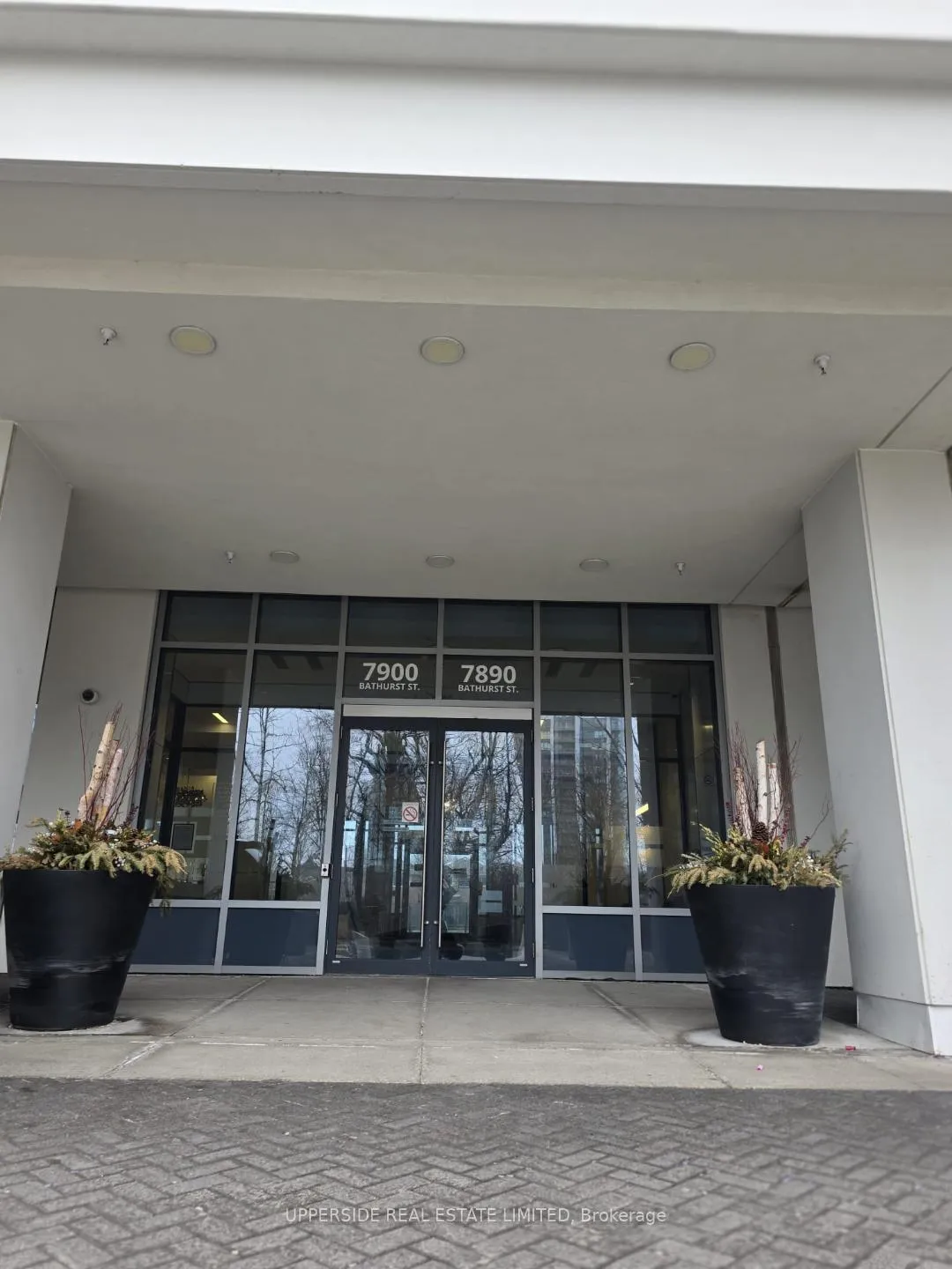 Front of Unit 1702, 7890 Bathurst Street E