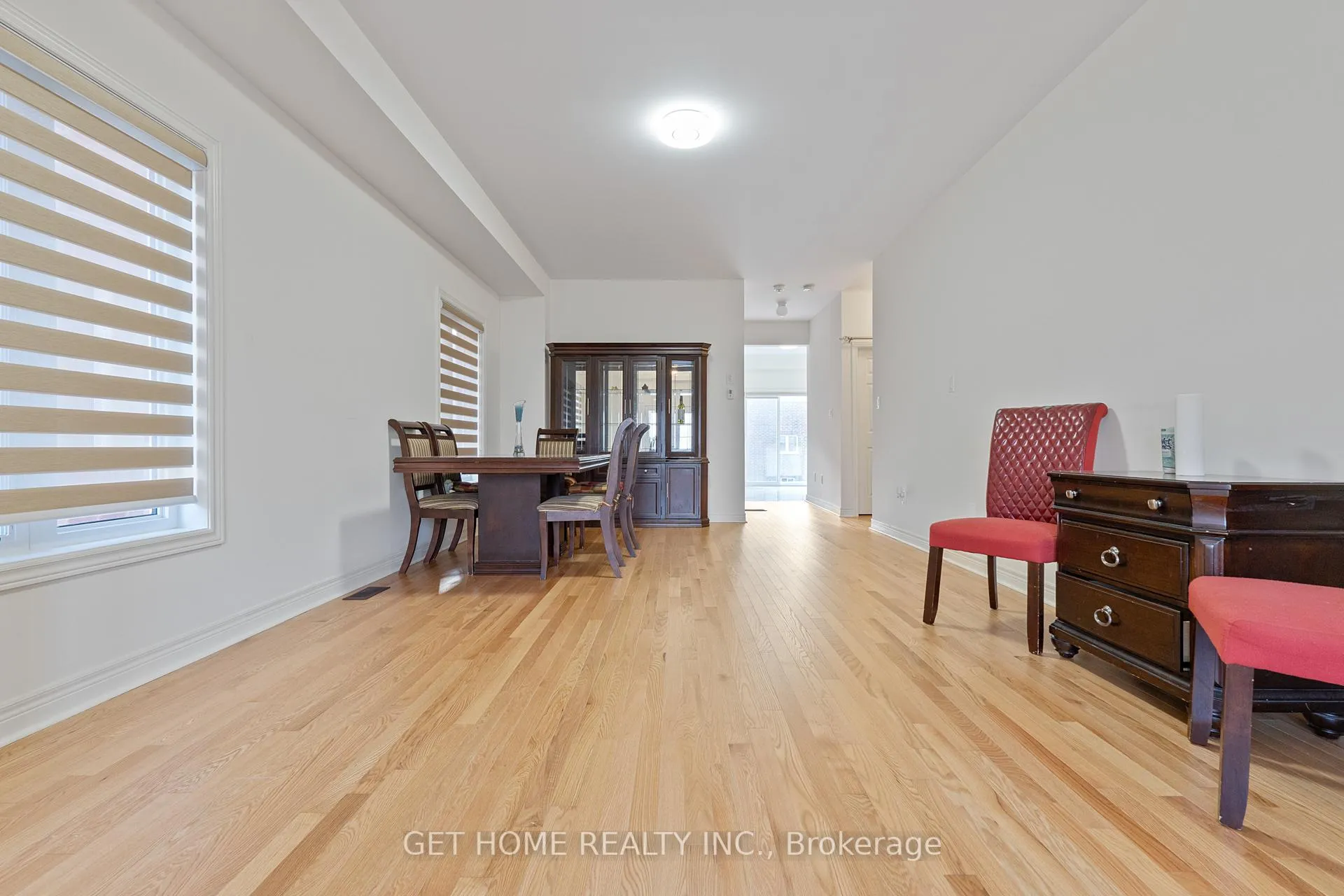 Photo 5 of 1212 Drinkle Crescent, Oshawa, Eastdale — HOMEH