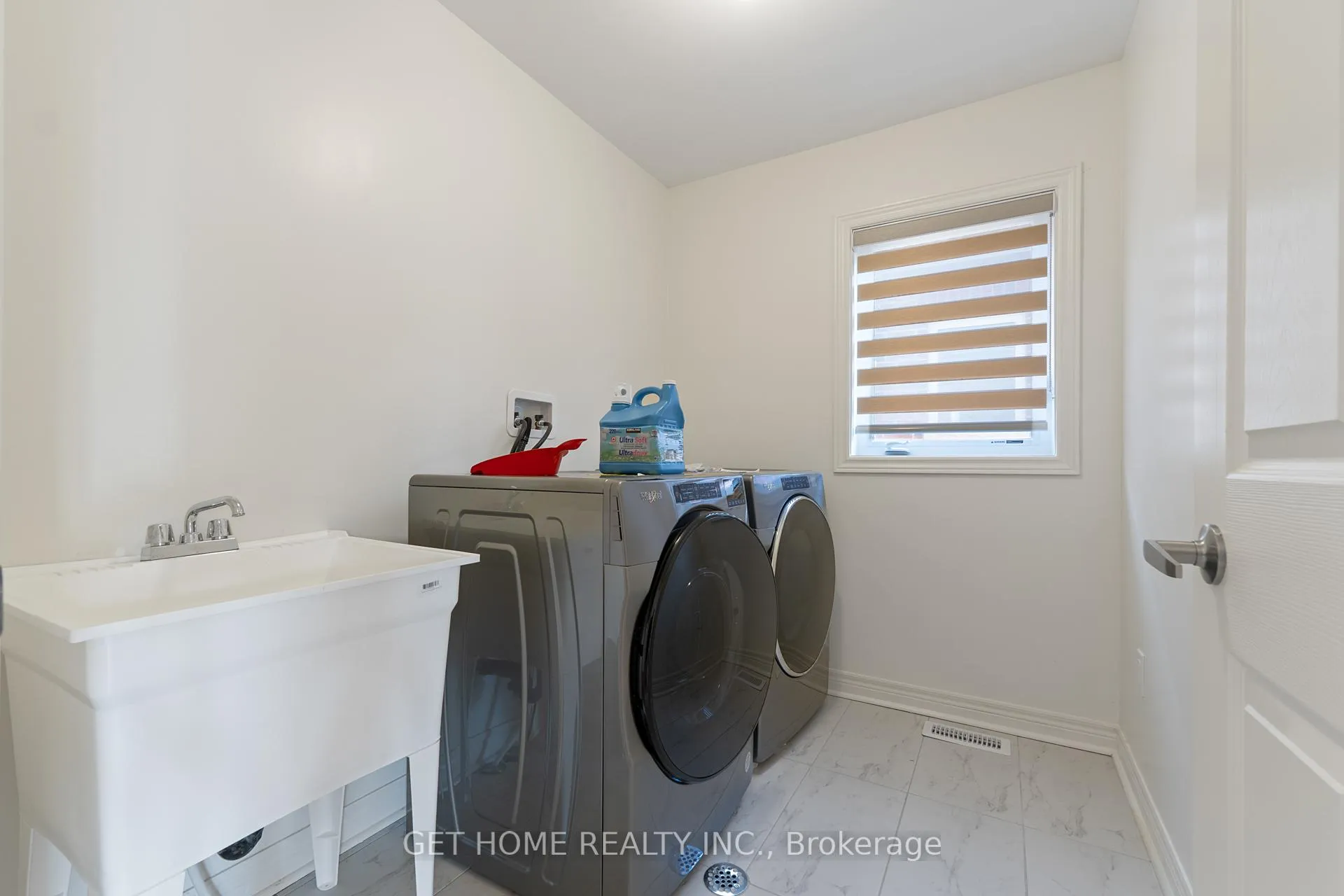 Photo 30 of 1212 Drinkle Crescent, Oshawa, Eastdale — HOMEH