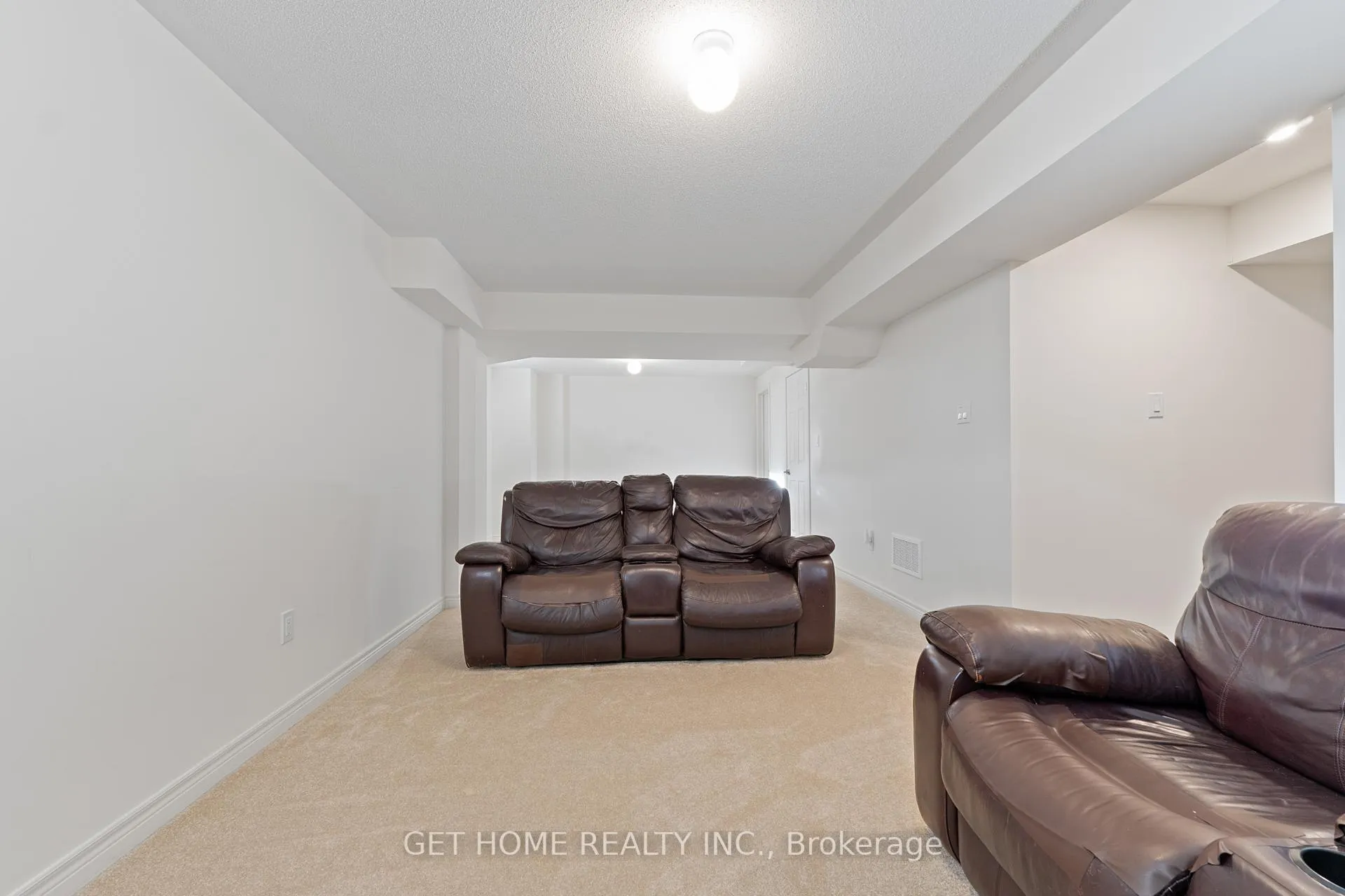 Photo 33 of 1212 Drinkle Crescent, Oshawa, Eastdale — HOMEH