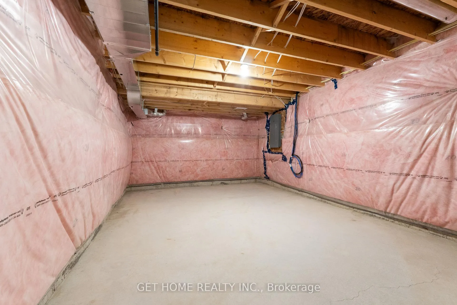 Photo 37 of 1212 Drinkle Crescent, Oshawa, Eastdale — HOMEH