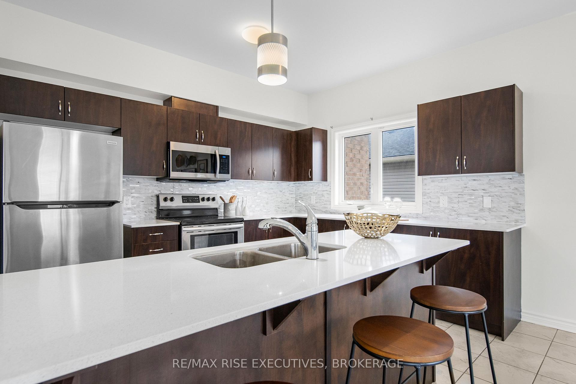 Photo 18 of 111 Brennan Crescent, Loyalist, Odessa — HOMEH