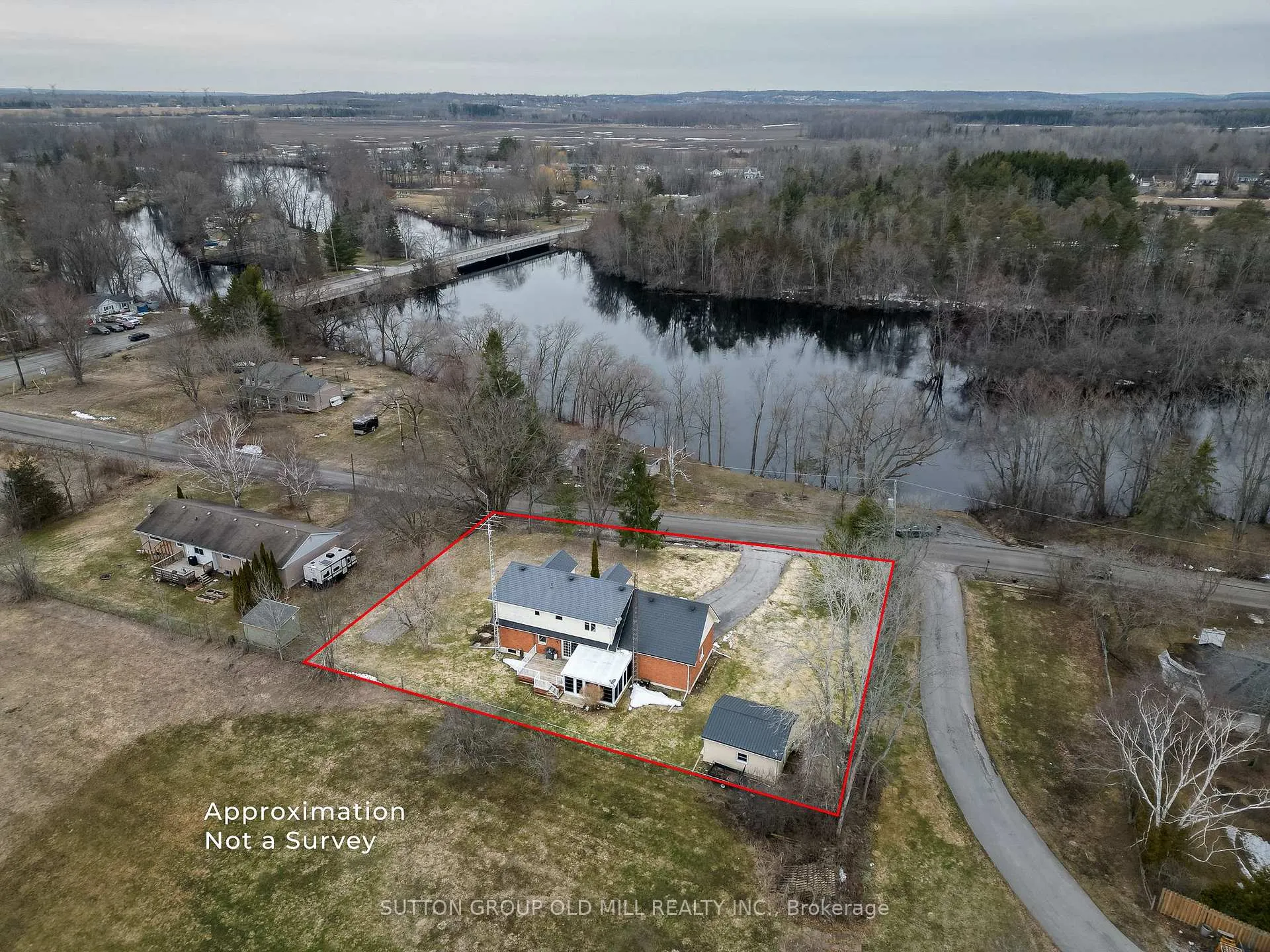 Photo 3 of 706 River Road, Belleville, Thurlow Ward — HOMEH