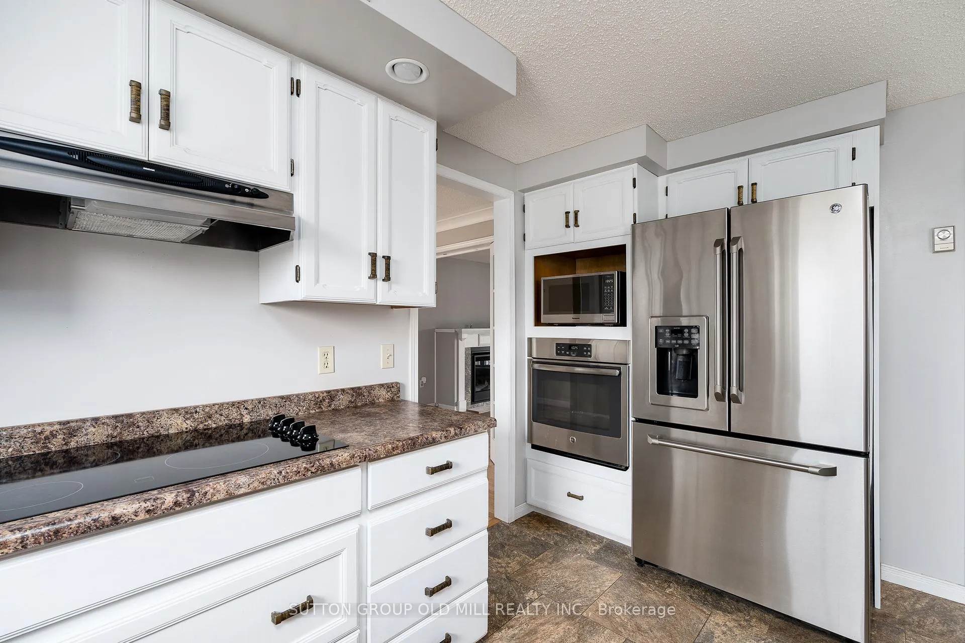 Photo 10 of 706 River Road, Belleville, Thurlow Ward — HOMEH
