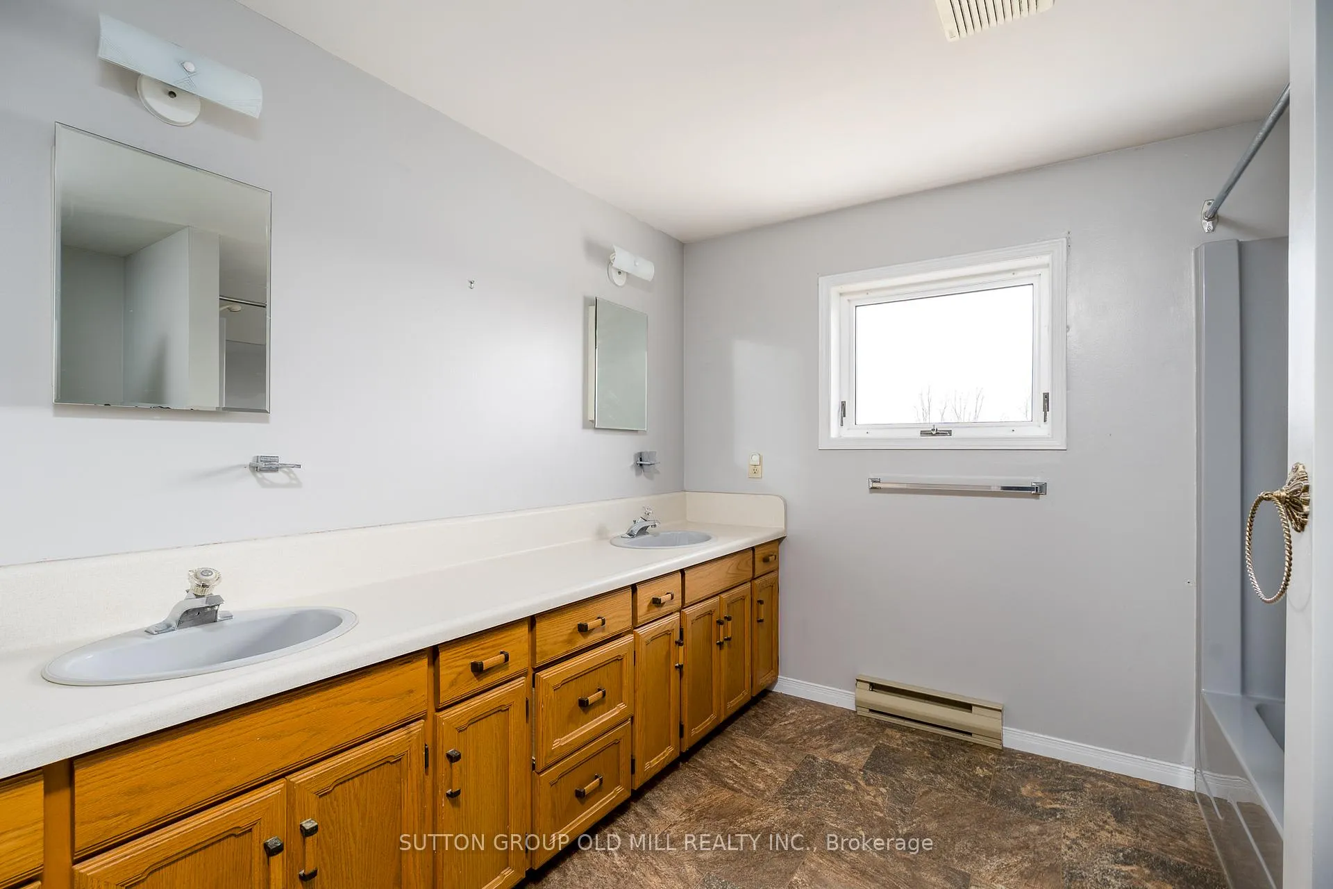 Photo 22 of 706 River Road, Belleville, Thurlow Ward — HOMEH