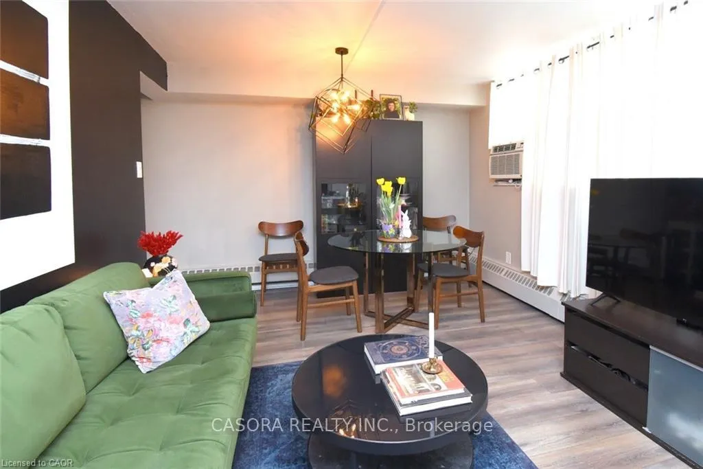 Photo 8 of Unit 11, 15 Nicklaus Drive, Hamilton, Vincent — HOMEH
