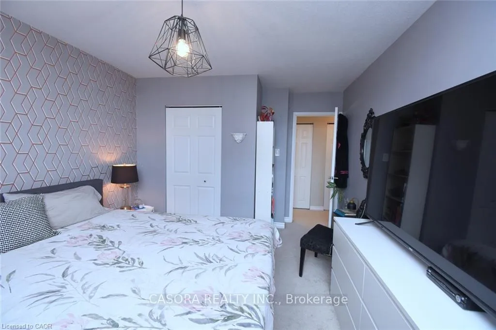 Photo 15 of Unit 11, 15 Nicklaus Drive, Hamilton, Vincent — HOMEH