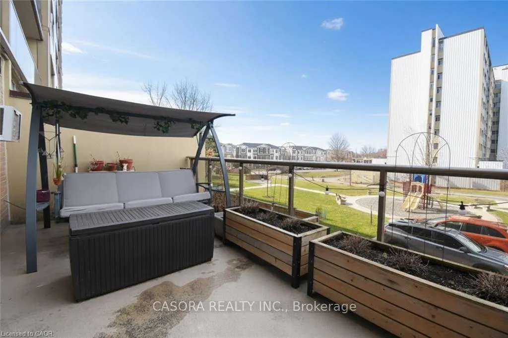 Photo 25 of Unit 11, 15 Nicklaus Drive, Hamilton, Vincent — HOMEH
