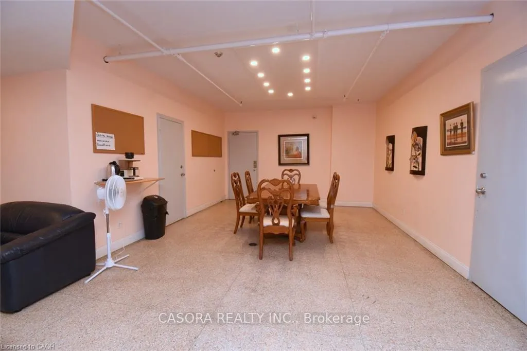 Photo 31 of Unit 11, 15 Nicklaus Drive, Hamilton, Vincent — HOMEH