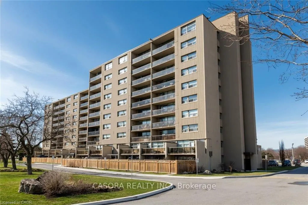 Photo 36 of Unit 11, 15 Nicklaus Drive, Hamilton, Vincent — HOMEH
