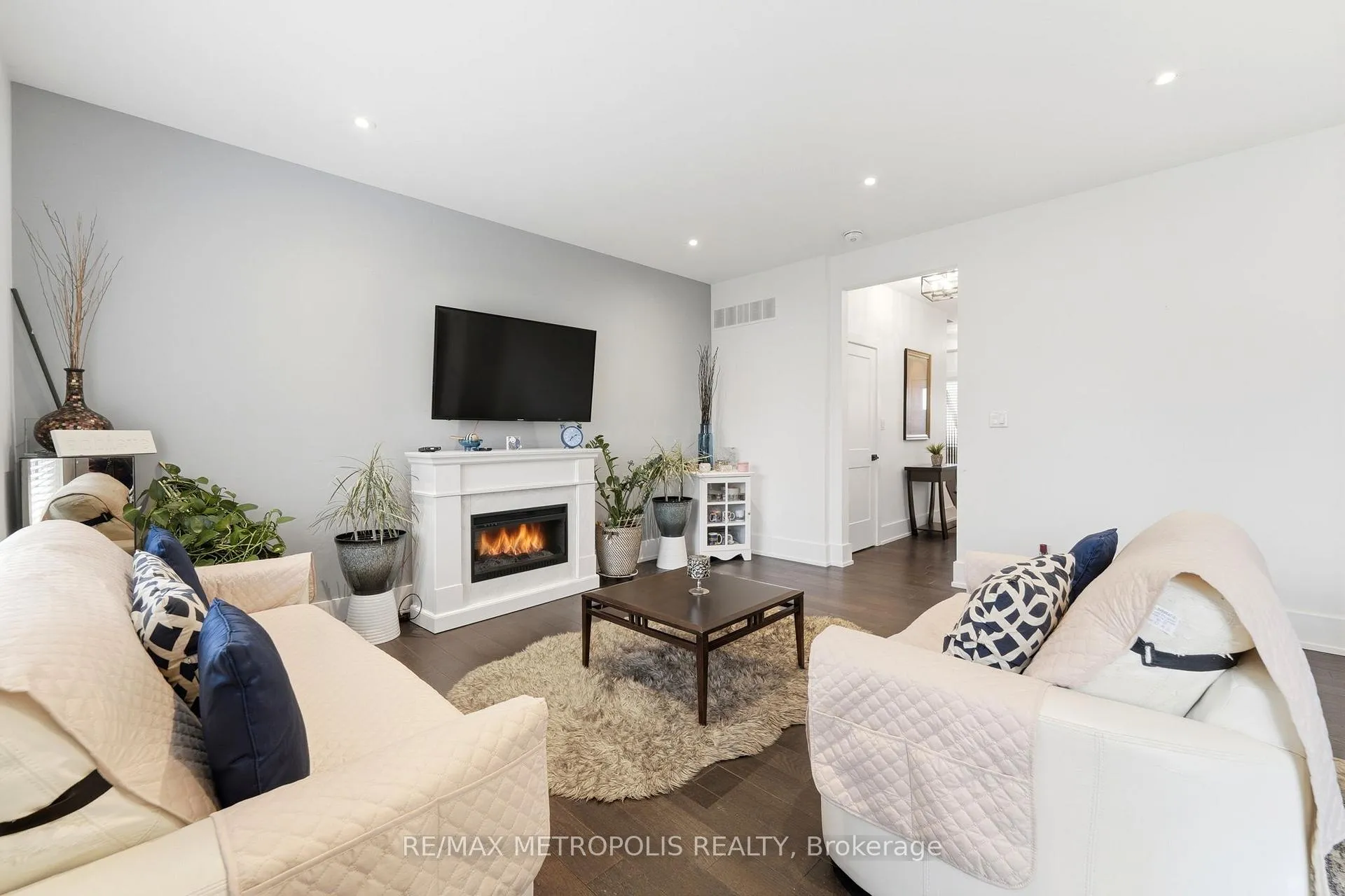 Photo 7 of 212 Iva Street, Welland, Lincoln/Crowland — HOMEH