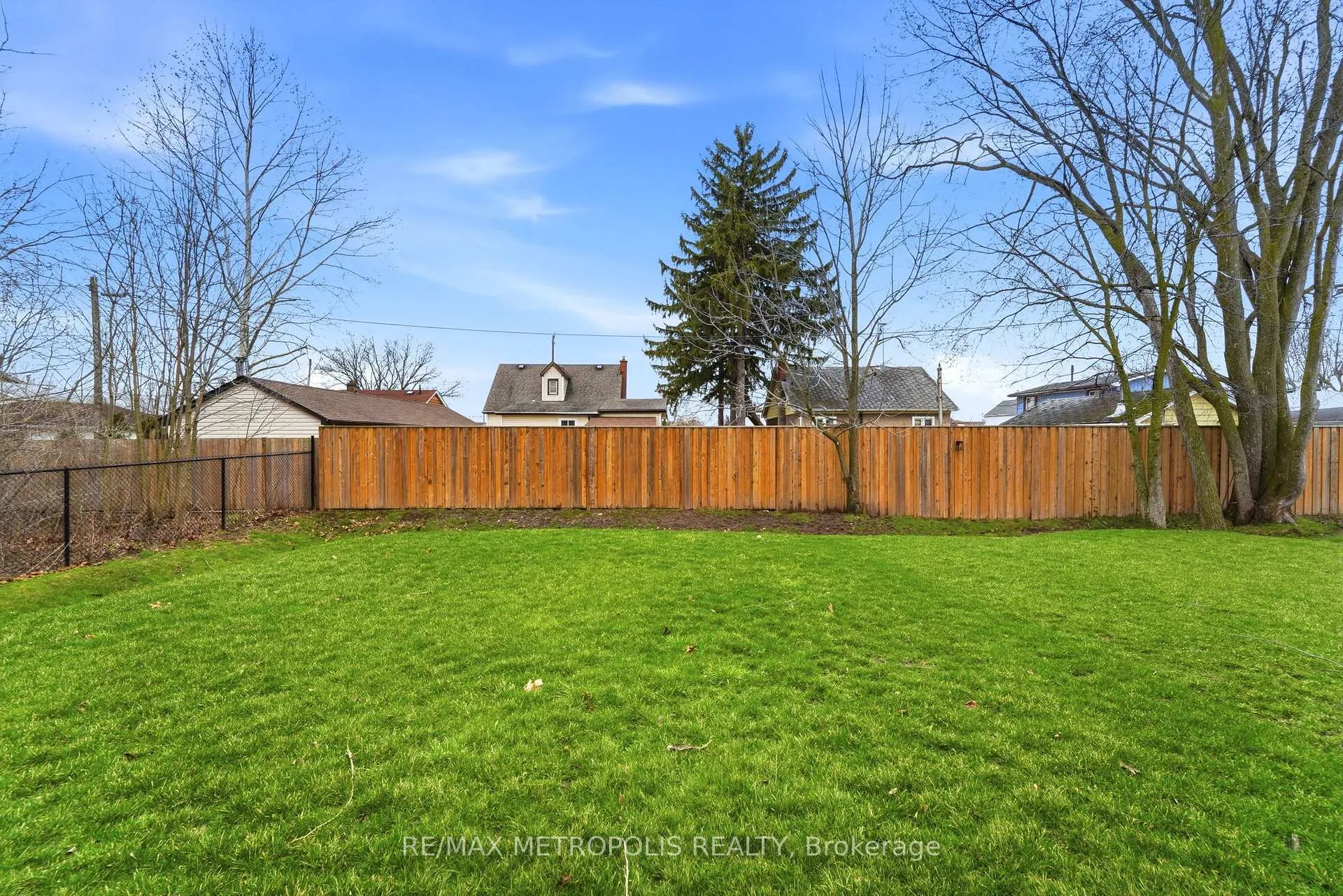 Photo 29 of 212 Iva Street, Welland, Lincoln/Crowland — HOMEH