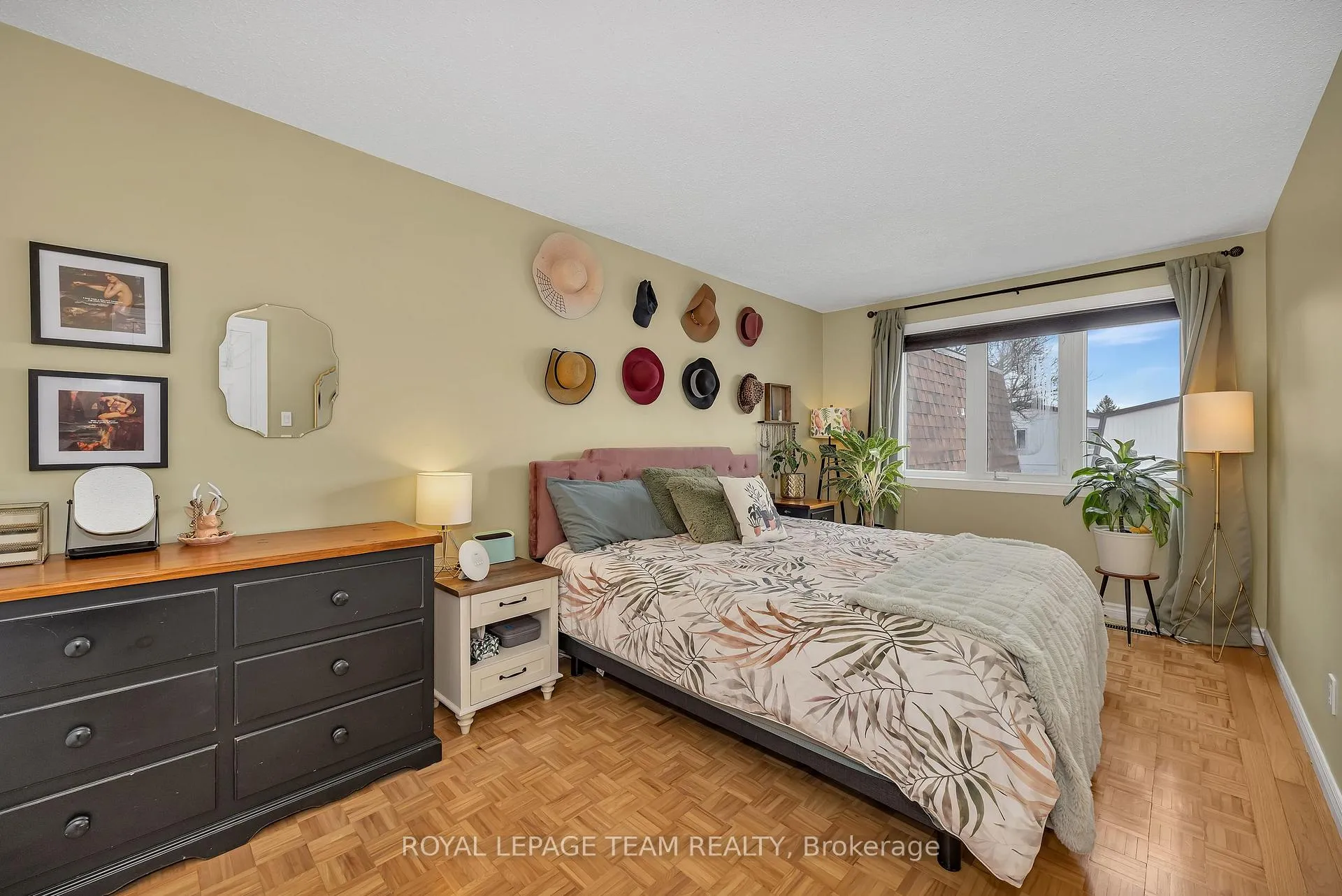 Photo 17 of Unit 123, 837 Eastvale Drive, Ottawa, Beaconwood — HOMEH
