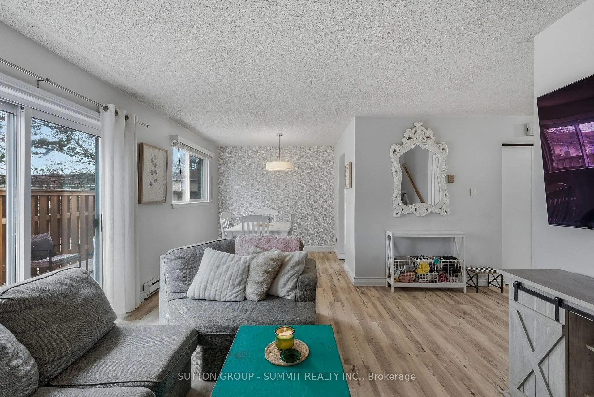 Photo 7 of 16 Lamson Crescent, Owen Sound — HOMEH