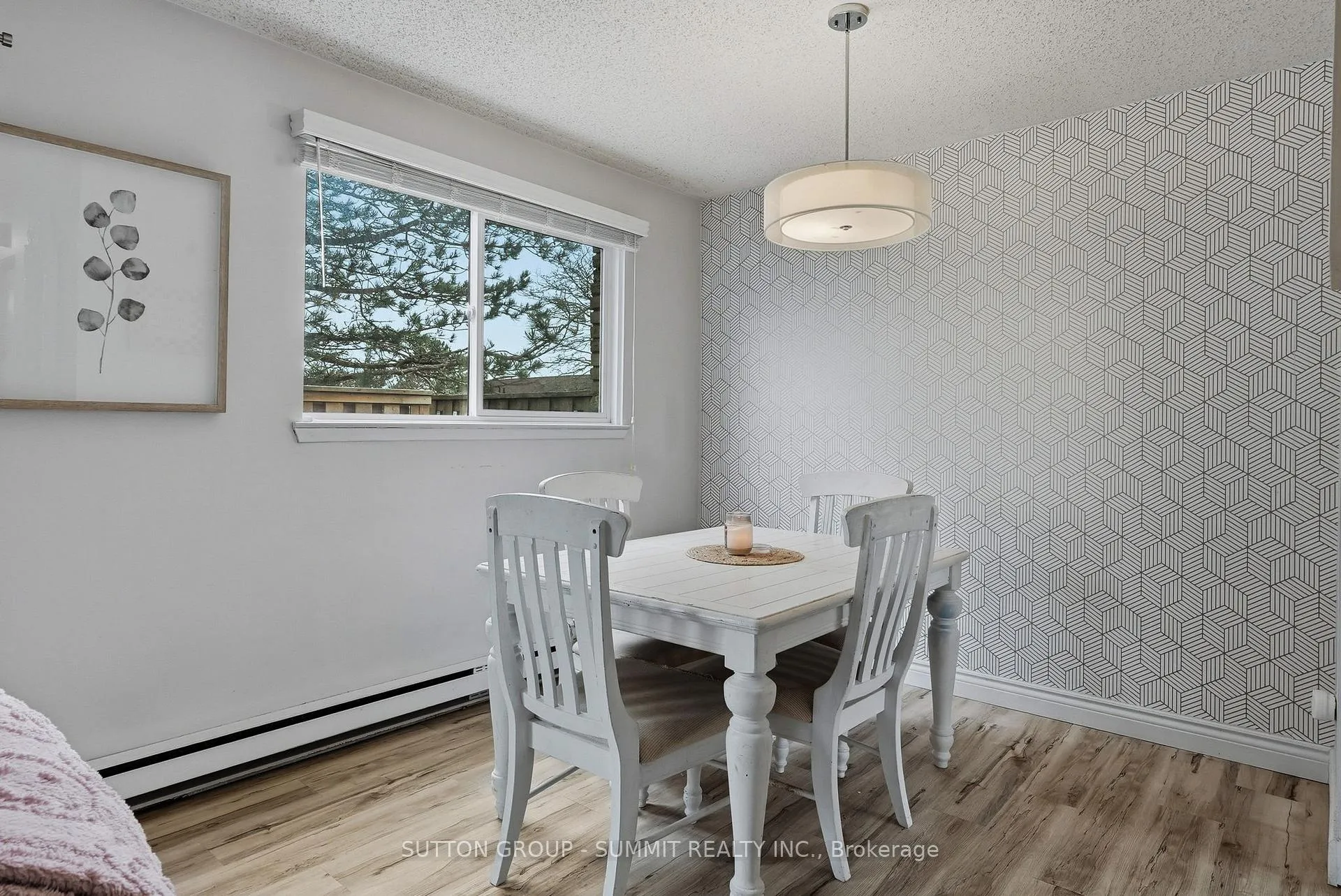 Photo 8 of 16 Lamson Crescent, Owen Sound — HOMEH