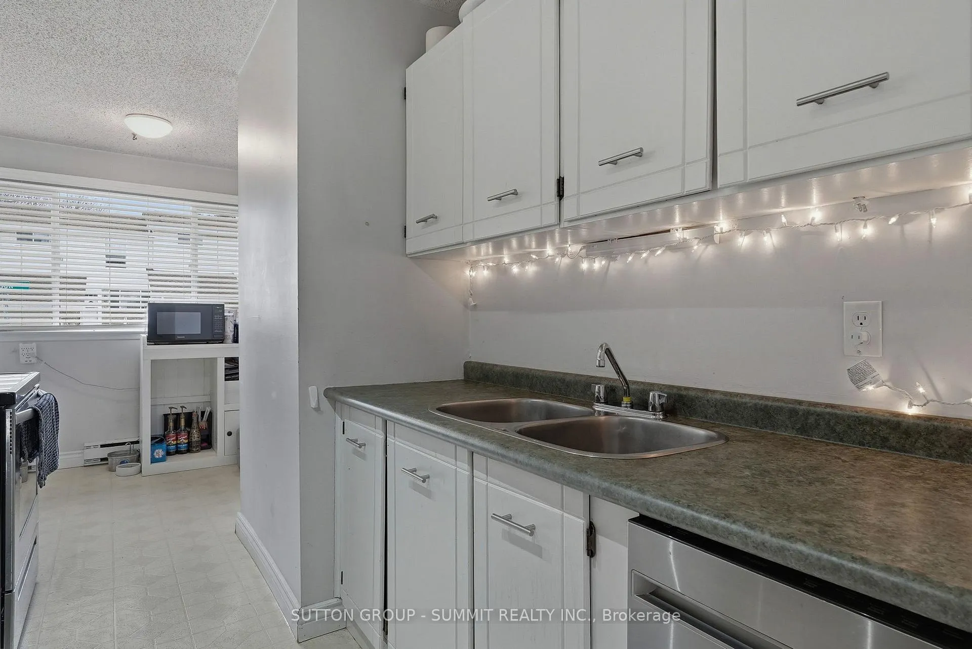 Photo 11 of 16 Lamson Crescent, Owen Sound — HOMEH