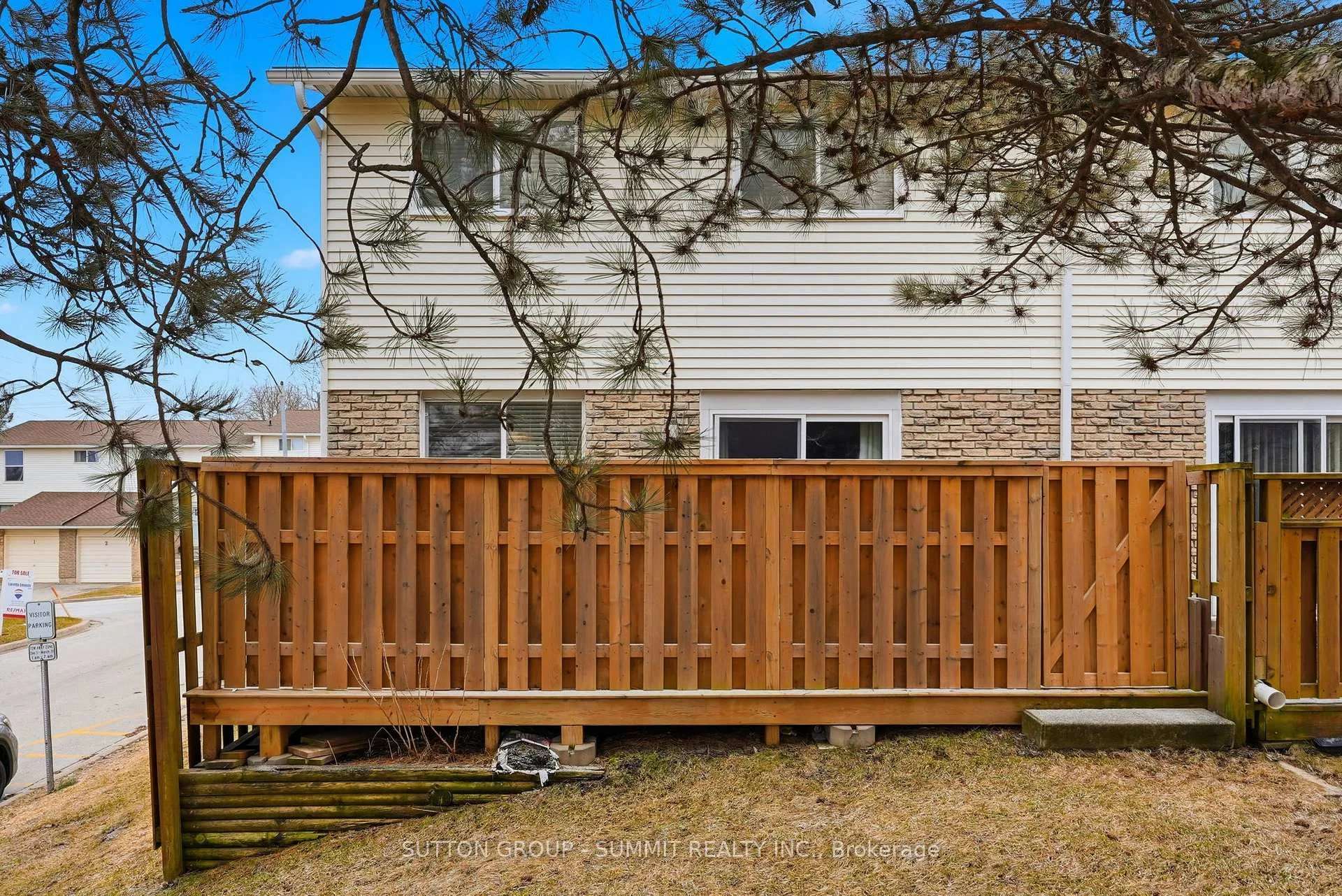 Photo 24 of 16 Lamson Crescent, Owen Sound — HOMEH