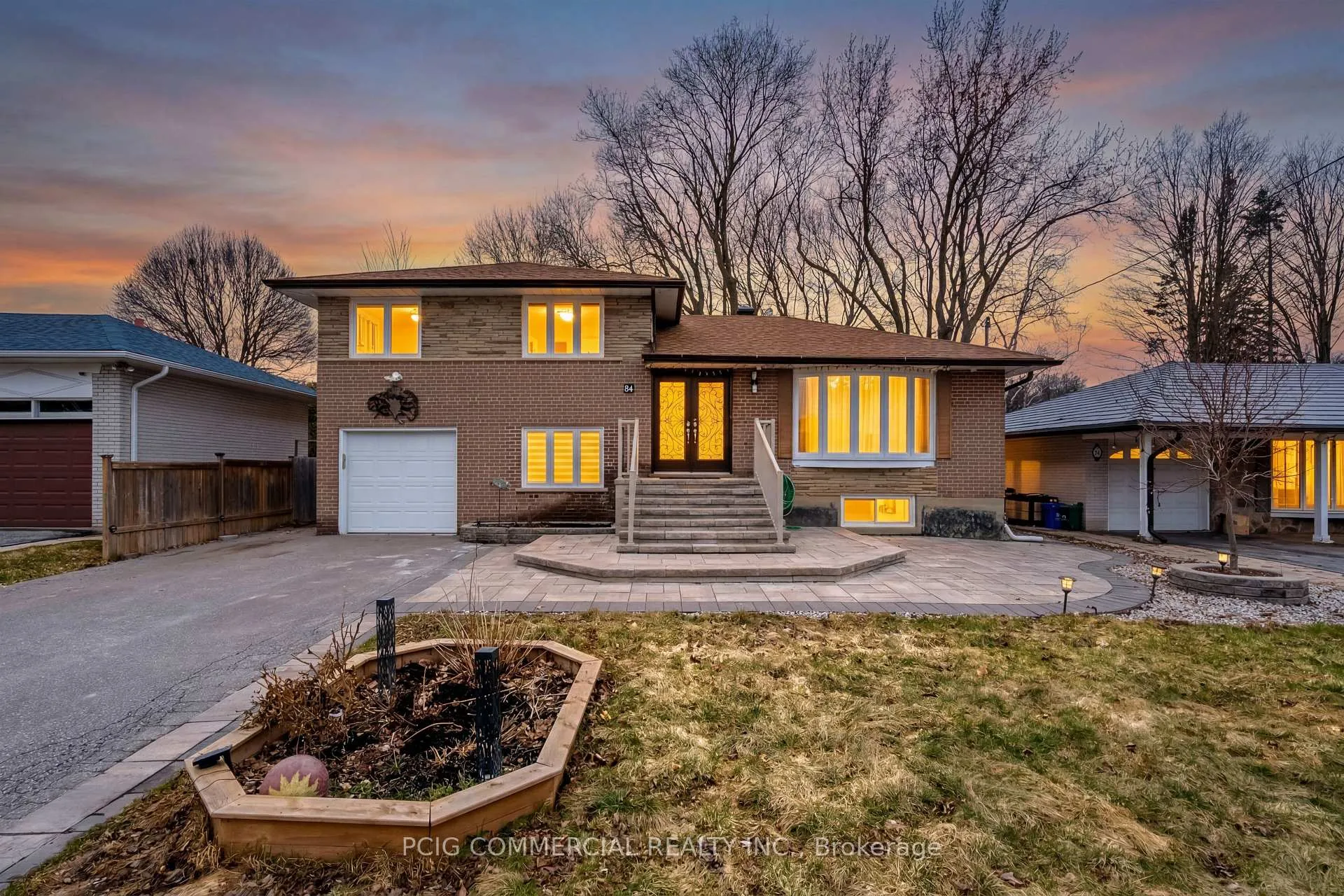 Photo 1 of 84 Lincoln Green Drive, Markham, Bullock — HOMEH