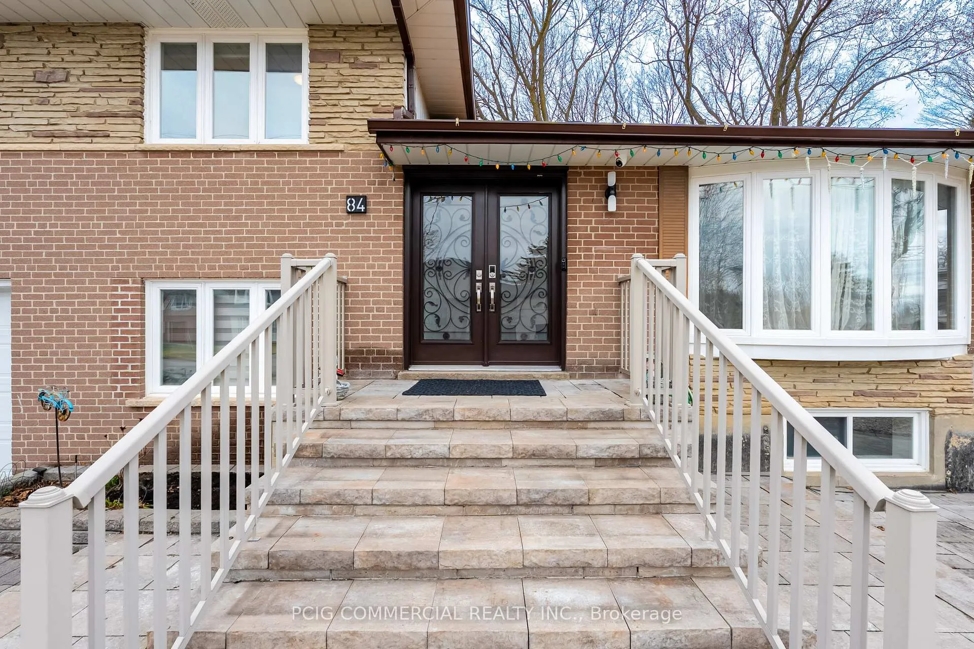 Photo 6 of 84 Lincoln Green Drive, Markham, Bullock — HOMEH