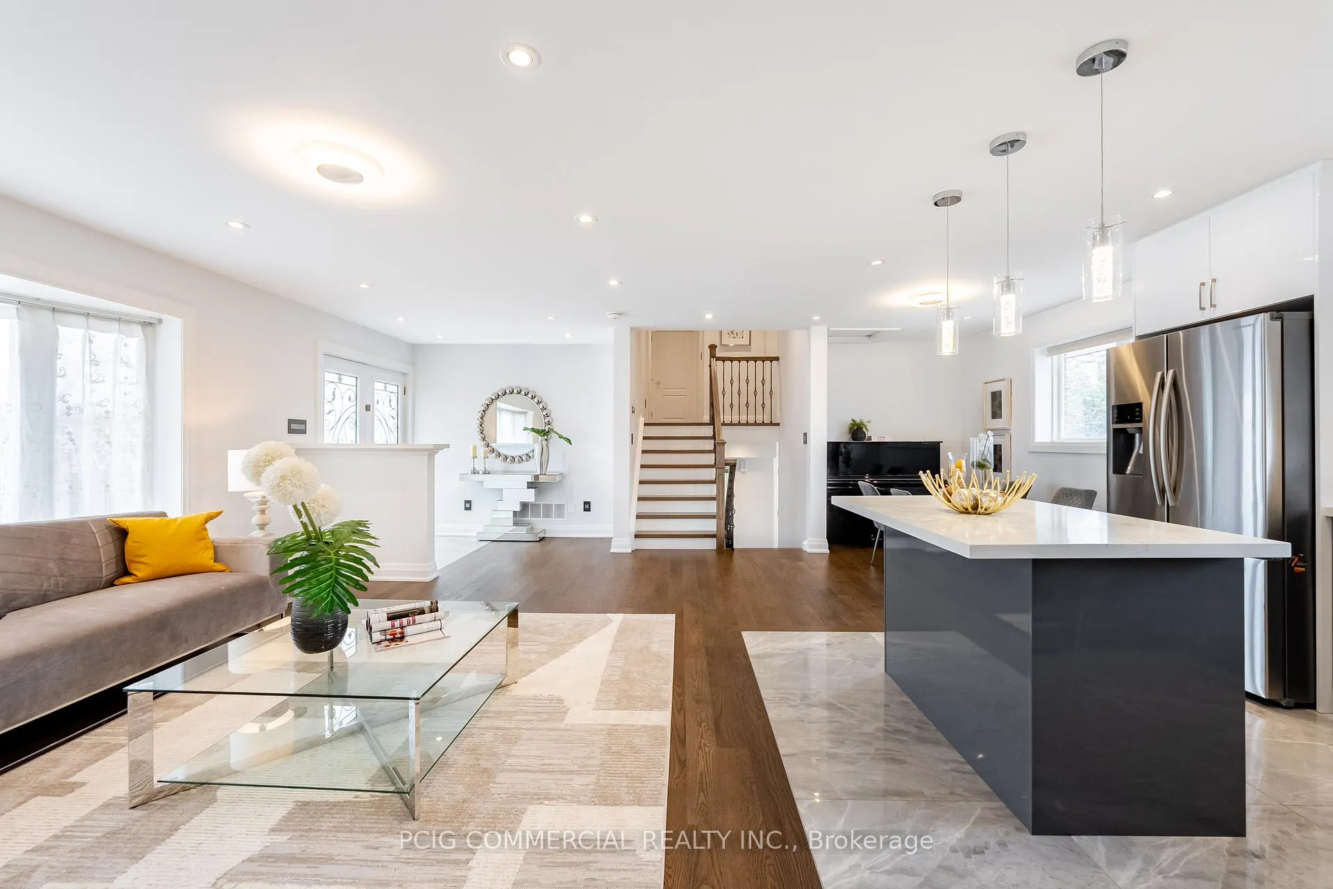 Photo 15 of 84 Lincoln Green Drive, Markham, Bullock — HOMEH