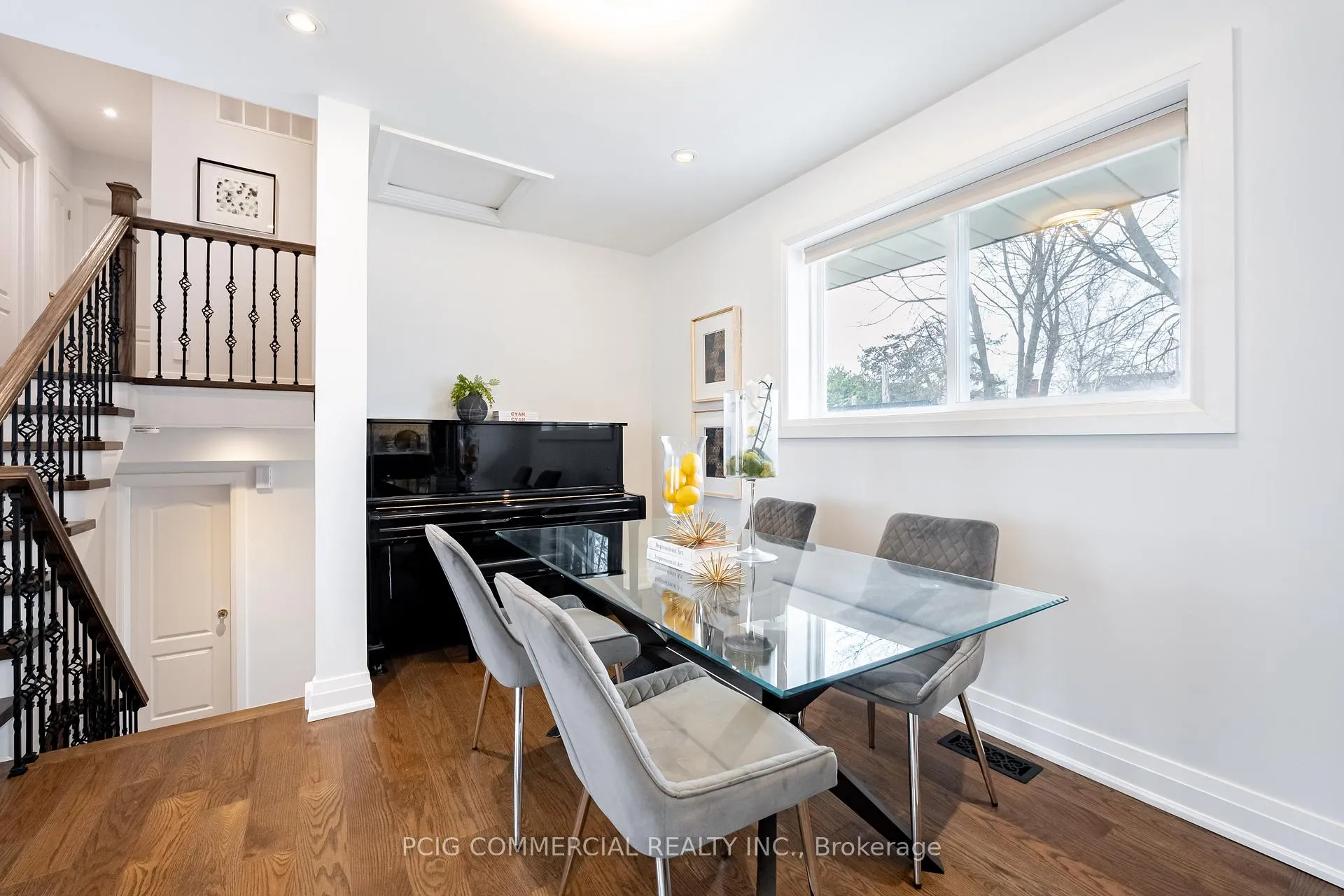 Photo 21 of 84 Lincoln Green Drive, Markham, Bullock — HOMEH