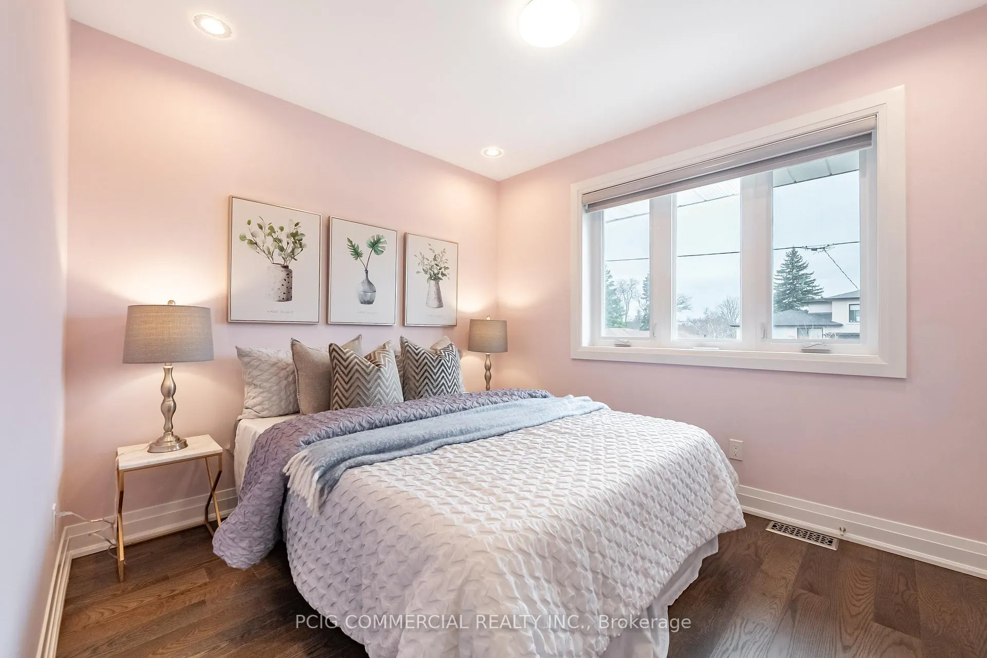 Photo 24 of 84 Lincoln Green Drive, Markham, Bullock — HOMEH
