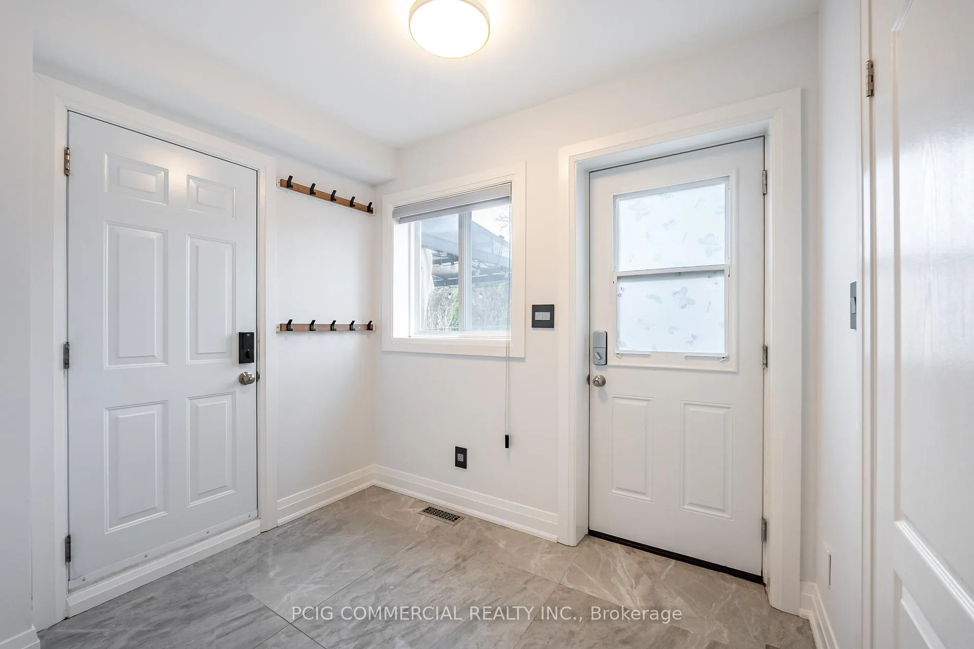 Photo 32 of 84 Lincoln Green Drive, Markham, Bullock — HOMEH