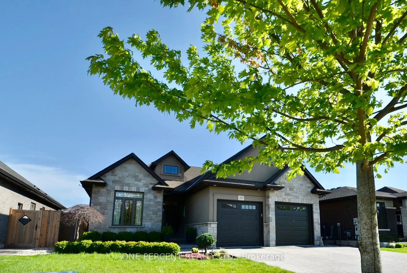 Photo 2 of 59 Julia Drive, Welland, Coyle Creek — HOMEH