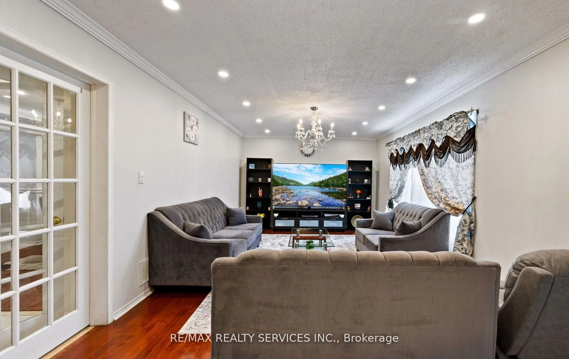 Photo 11 of 23 Edenvalley Road, Brampton, Fletcher's Meadow — HOMEH