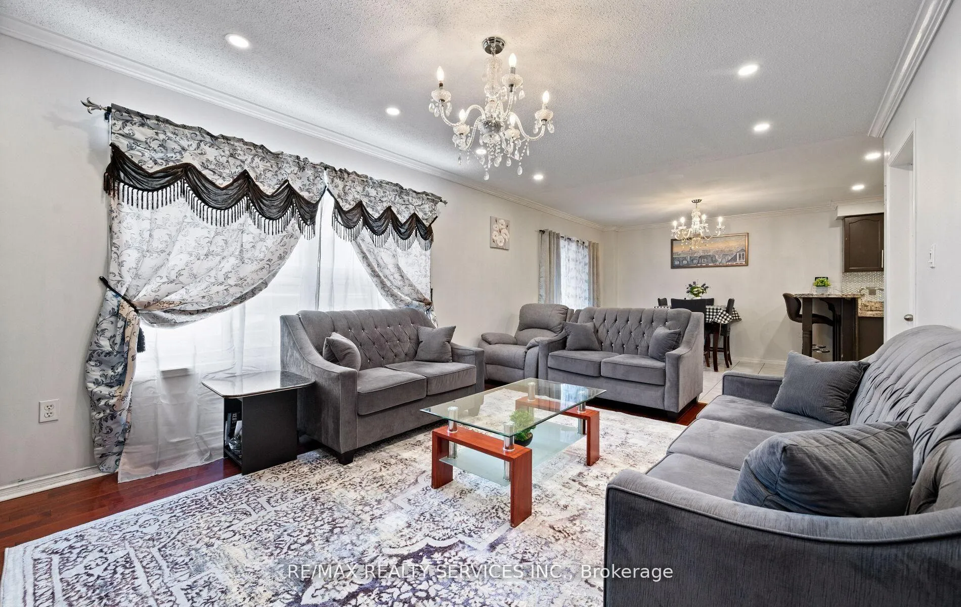 Photo 12 of 23 Edenvalley Road, Brampton, Fletcher's Meadow — HOMEH