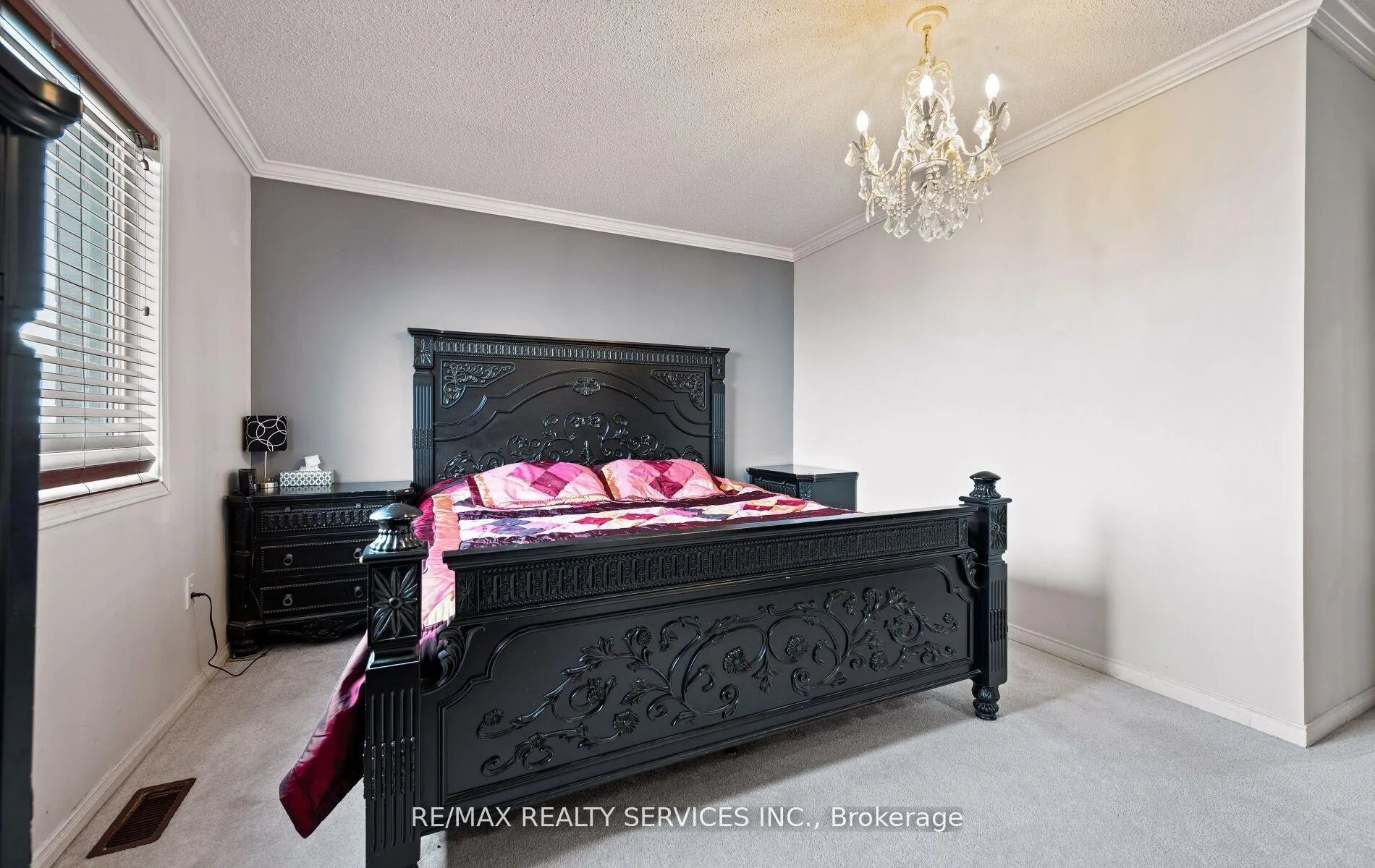 Photo 29 of 23 Edenvalley Road, Brampton, Fletcher's Meadow — HOMEH