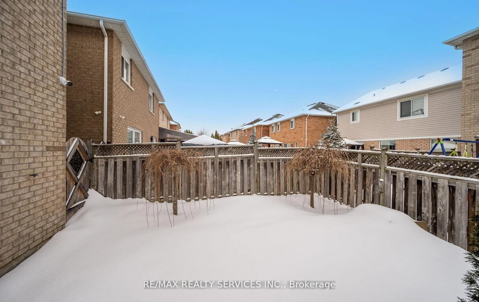 Photo 44 of 23 Edenvalley Road, Brampton, Fletcher's Meadow — HOMEH