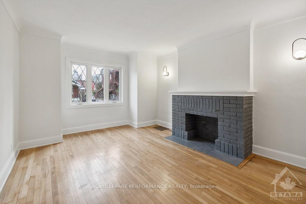 Photo 5 of 124 Blackburn Avenue, Ottawa, Sandy Hill — HOMEH