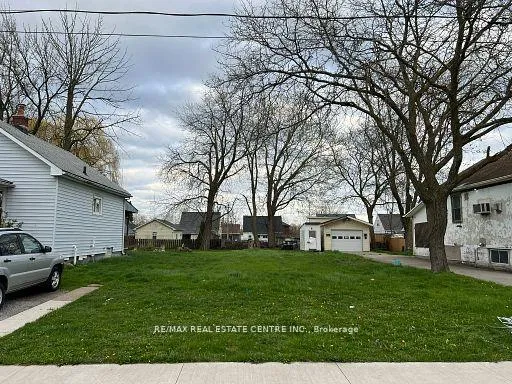 Photo 3 of 4346 Third Avenue, Niagara Falls, Downtown — HOMEH