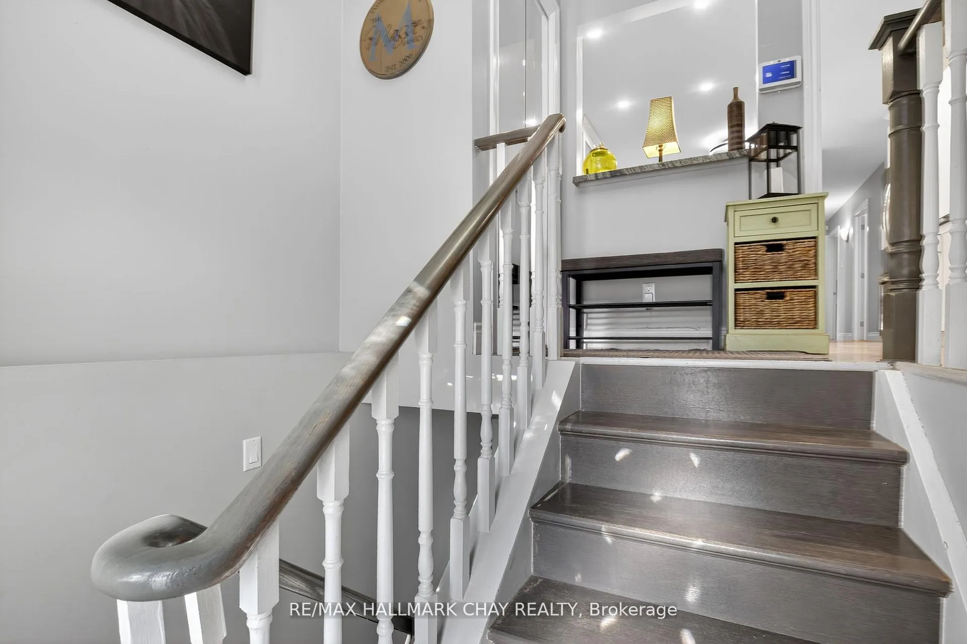 Photo 5 of 155 Maple Avenue, Barrie, City Centre — HOMEH
