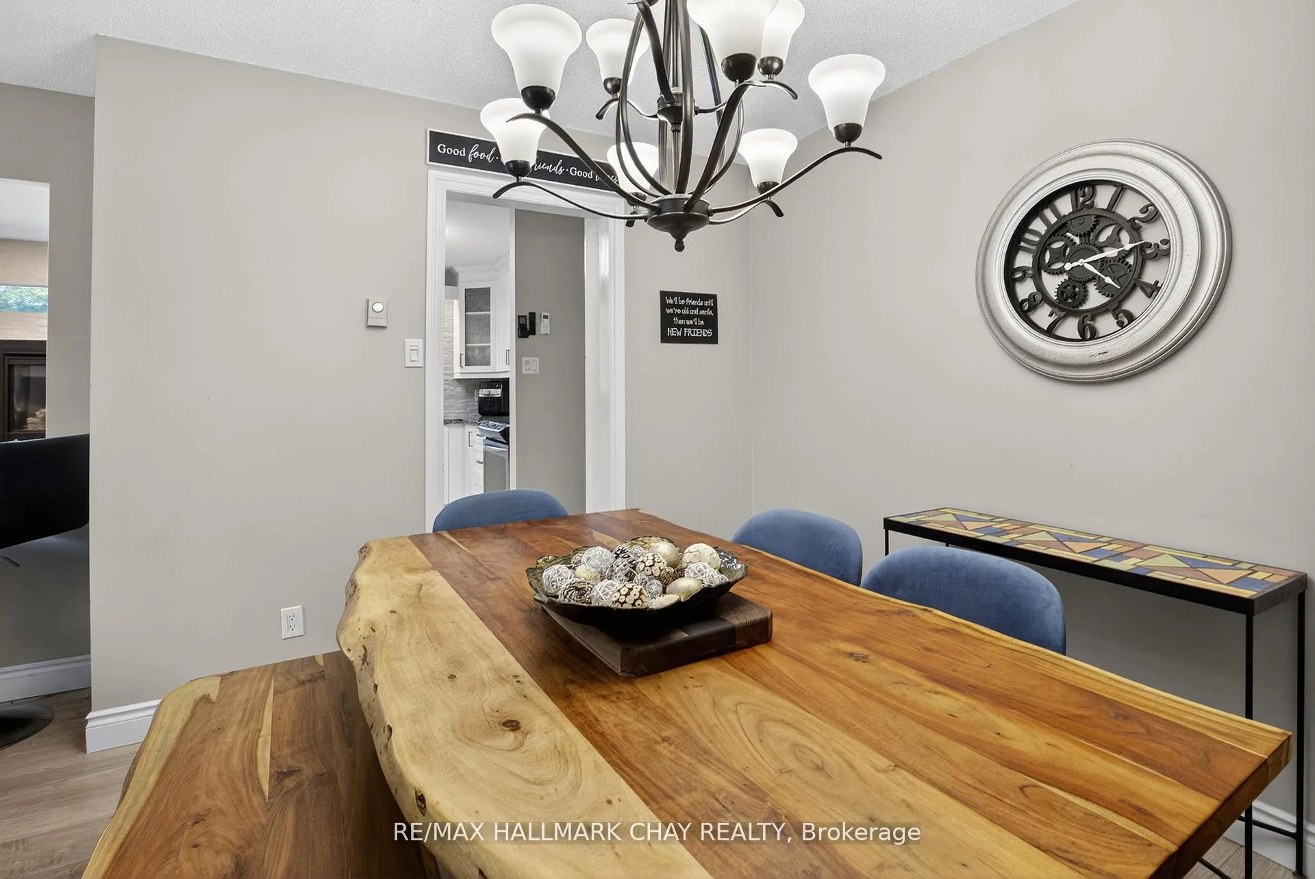 Photo 12 of 155 Maple Avenue, Barrie, City Centre — HOMEH