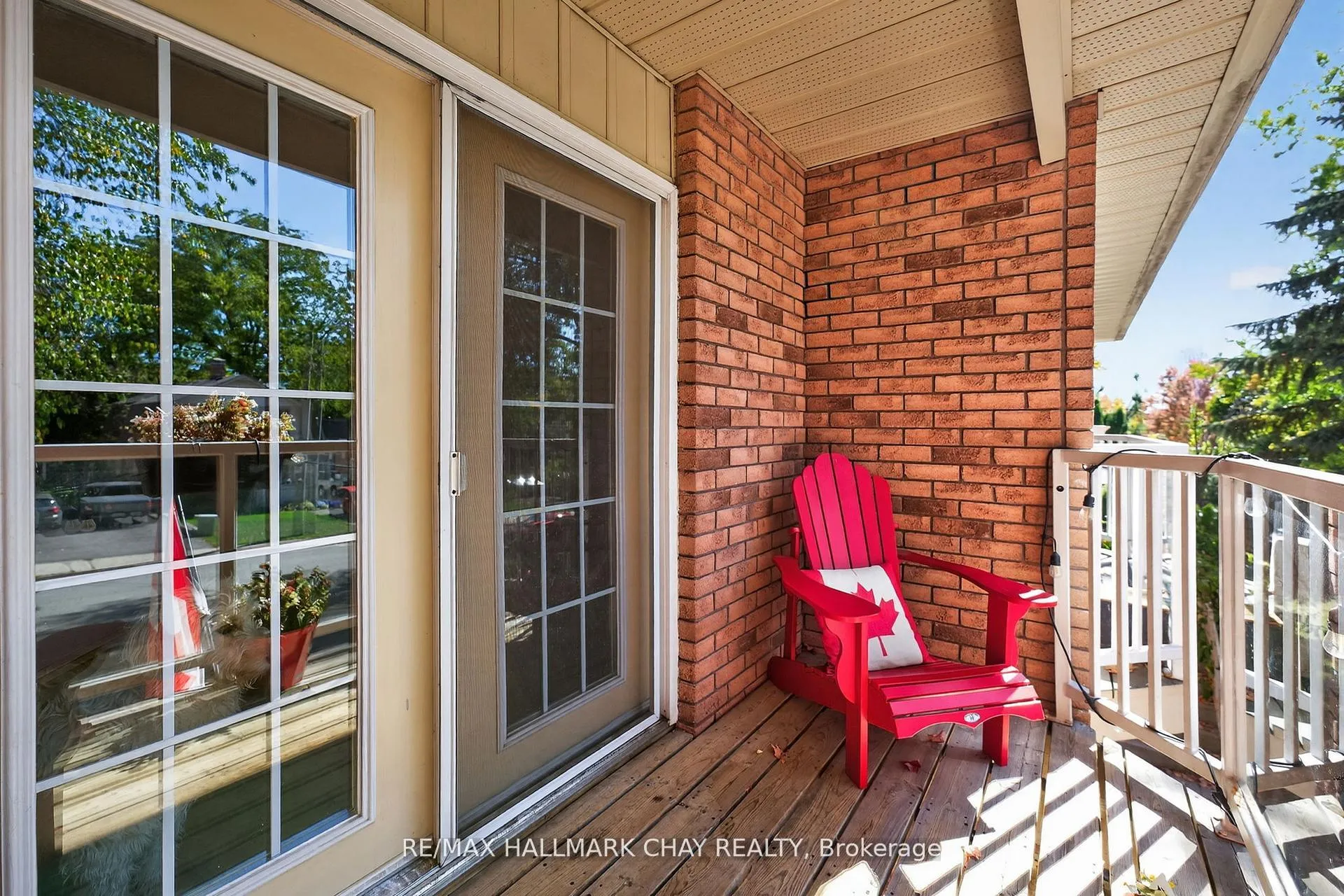 Photo 14 of 155 Maple Avenue, Barrie, City Centre — HOMEH