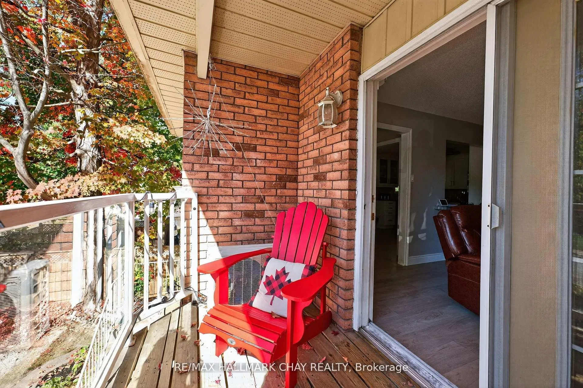 Photo 15 of 155 Maple Avenue, Barrie, City Centre — HOMEH