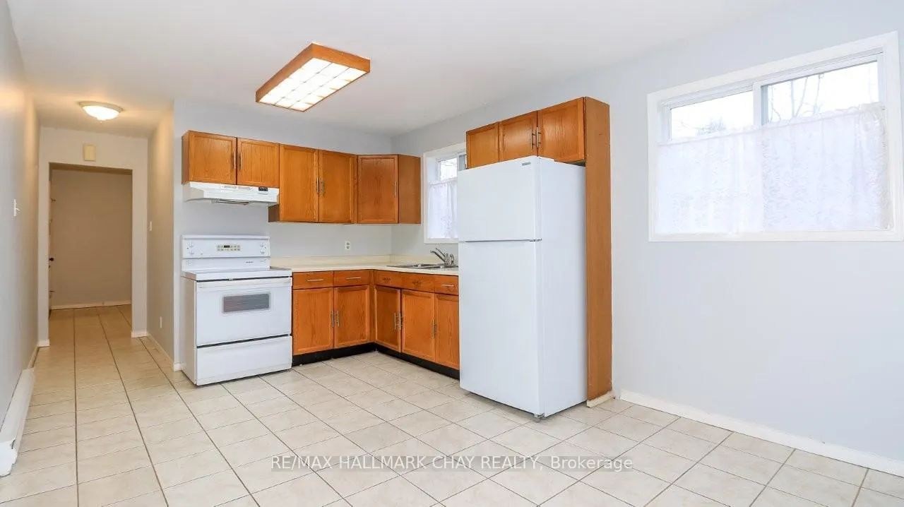 Photo 38 of 155 Maple Avenue, Barrie, City Centre — HOMEH